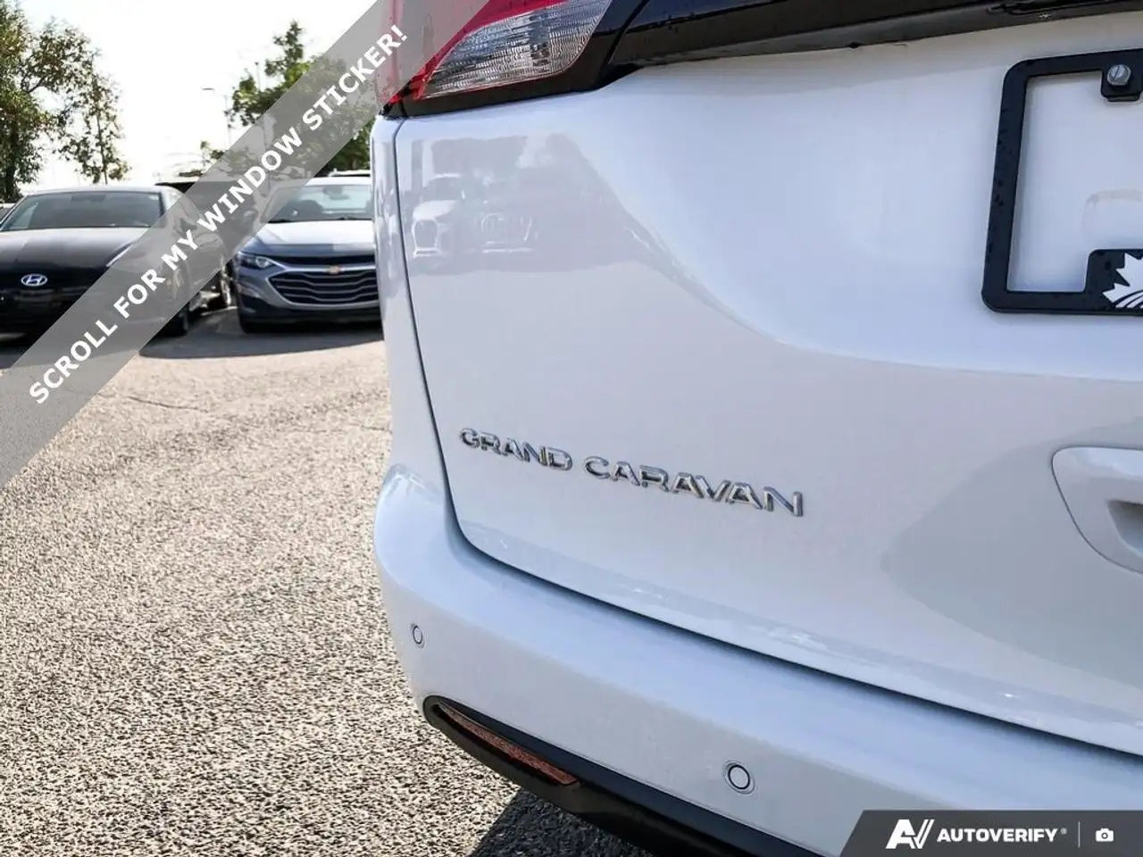 Chrysler Grand Caravan снимка Chrysler Grand Caravan