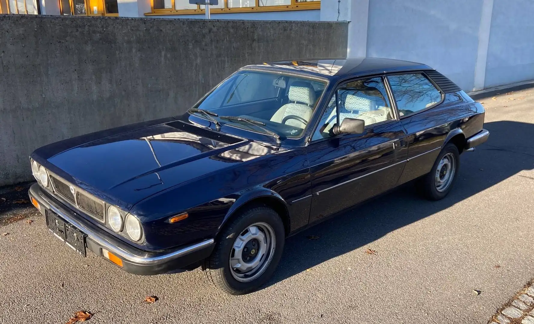 Lancia Beta Beta Coupé 2,0 I.E. Blau - 2