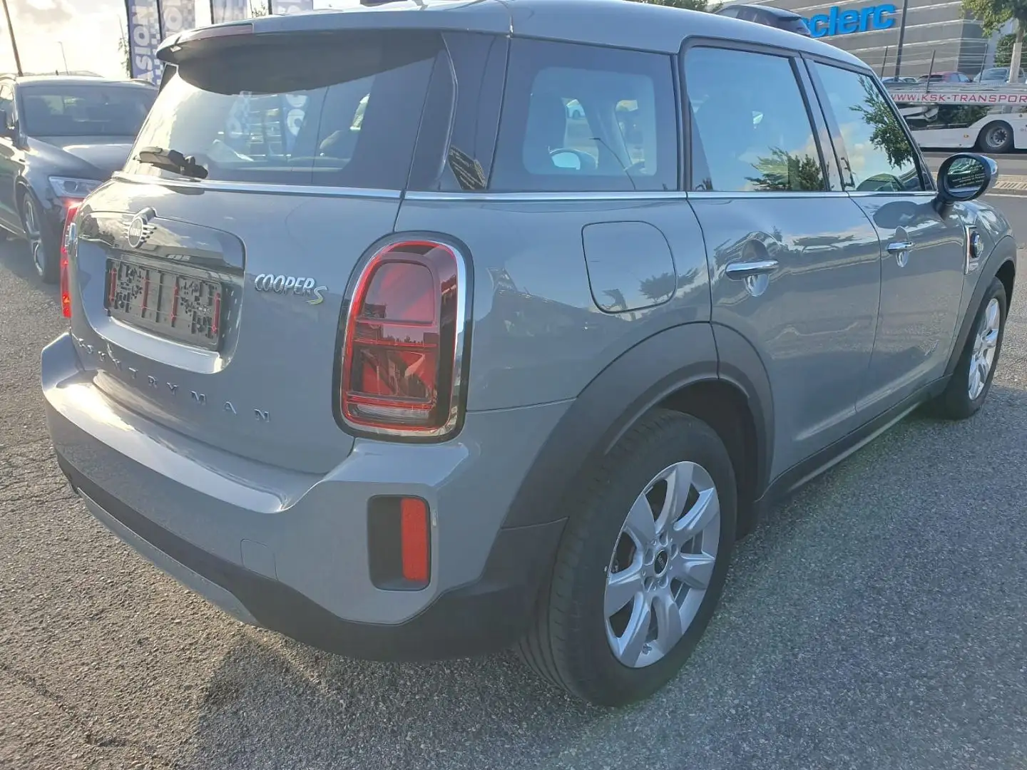 MINI Countryman C COOPER SE 125CH + 95CH ALL4 BVA6 Grijs - 2