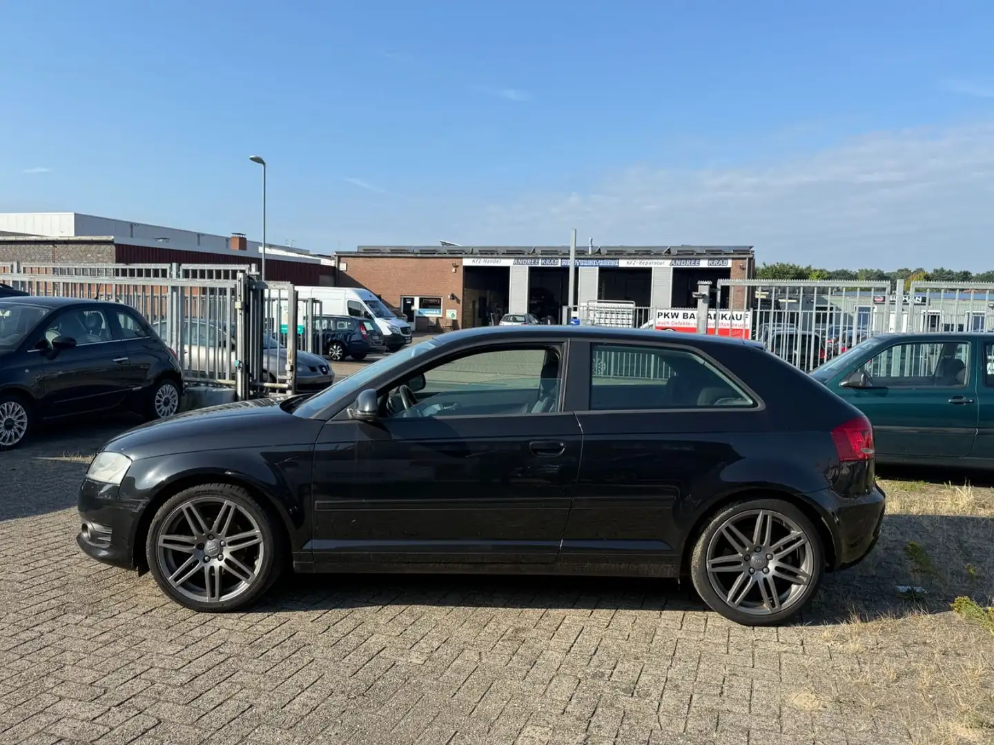 Audi A3 1.4 TFSI Ambition*KLIMAAUTOMATIK*** Schwarz - 2