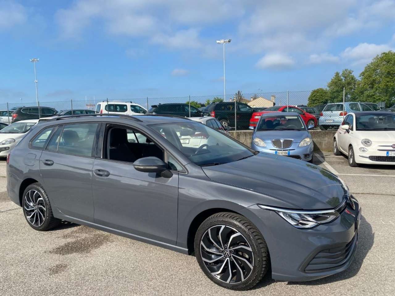 Volkswagen Golf Variant 2.0 TDI SCR DSG Life
