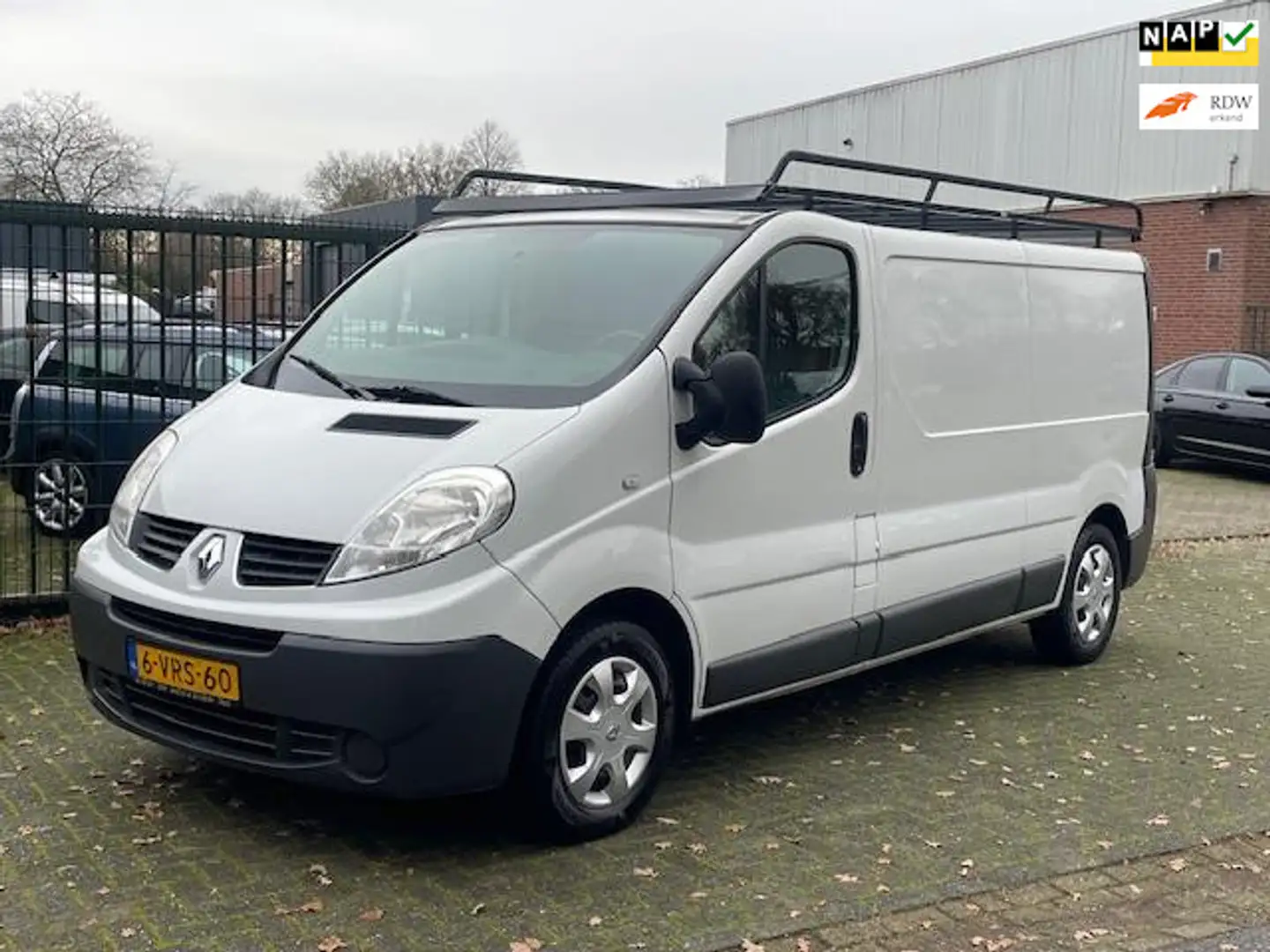 Renault Trafic 2.0 dCi T29 L2H1 Générique Blanco - 1