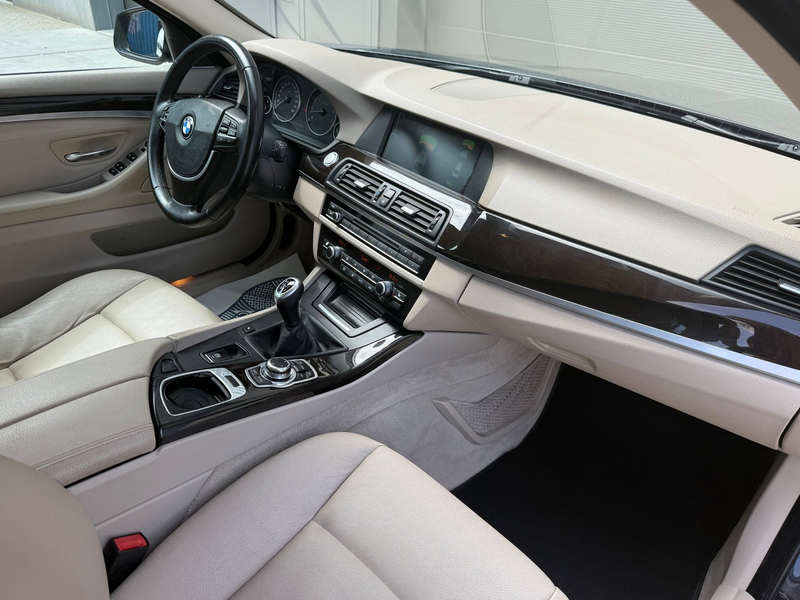 BMW 528 5-serie 528i Zwart 2010 NWE APK|NAP|LEDER|PDC|NAVI — photo 17