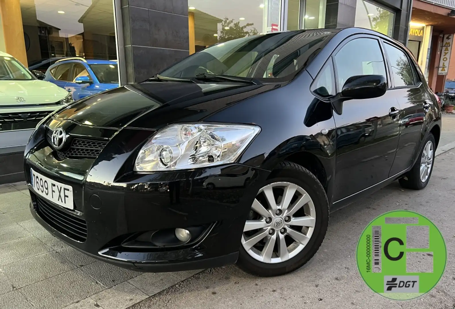 Toyota Auris 1.6 VVT-i Luna Negro - 1