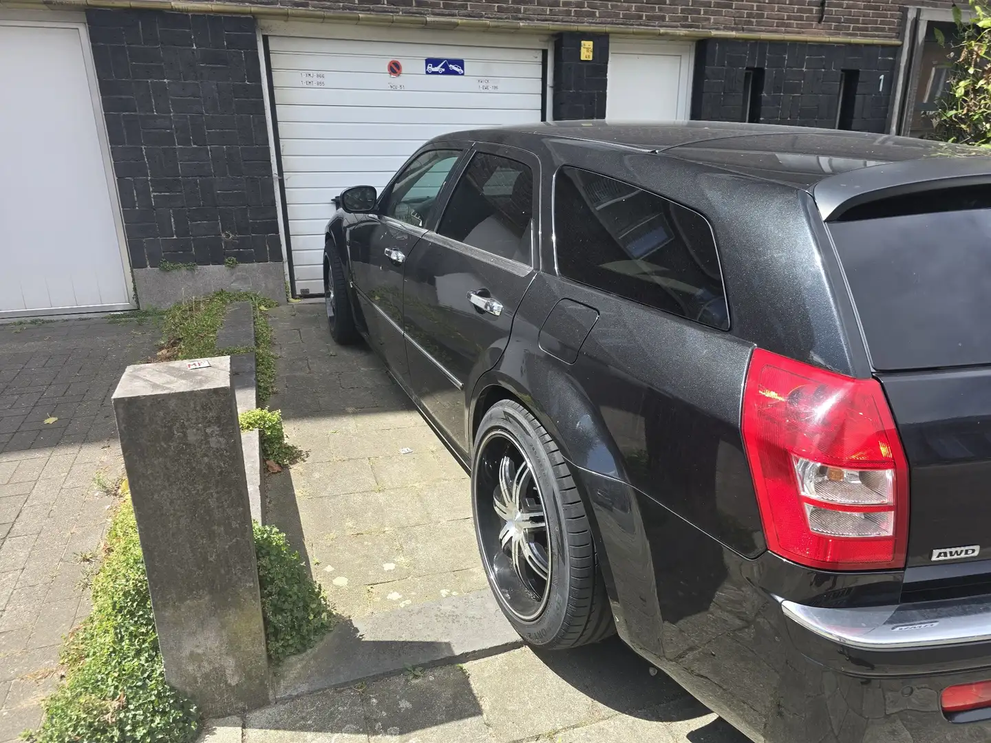 Chrysler 300C Touring 5.7 V8 HEMI AWD Automatik - 2