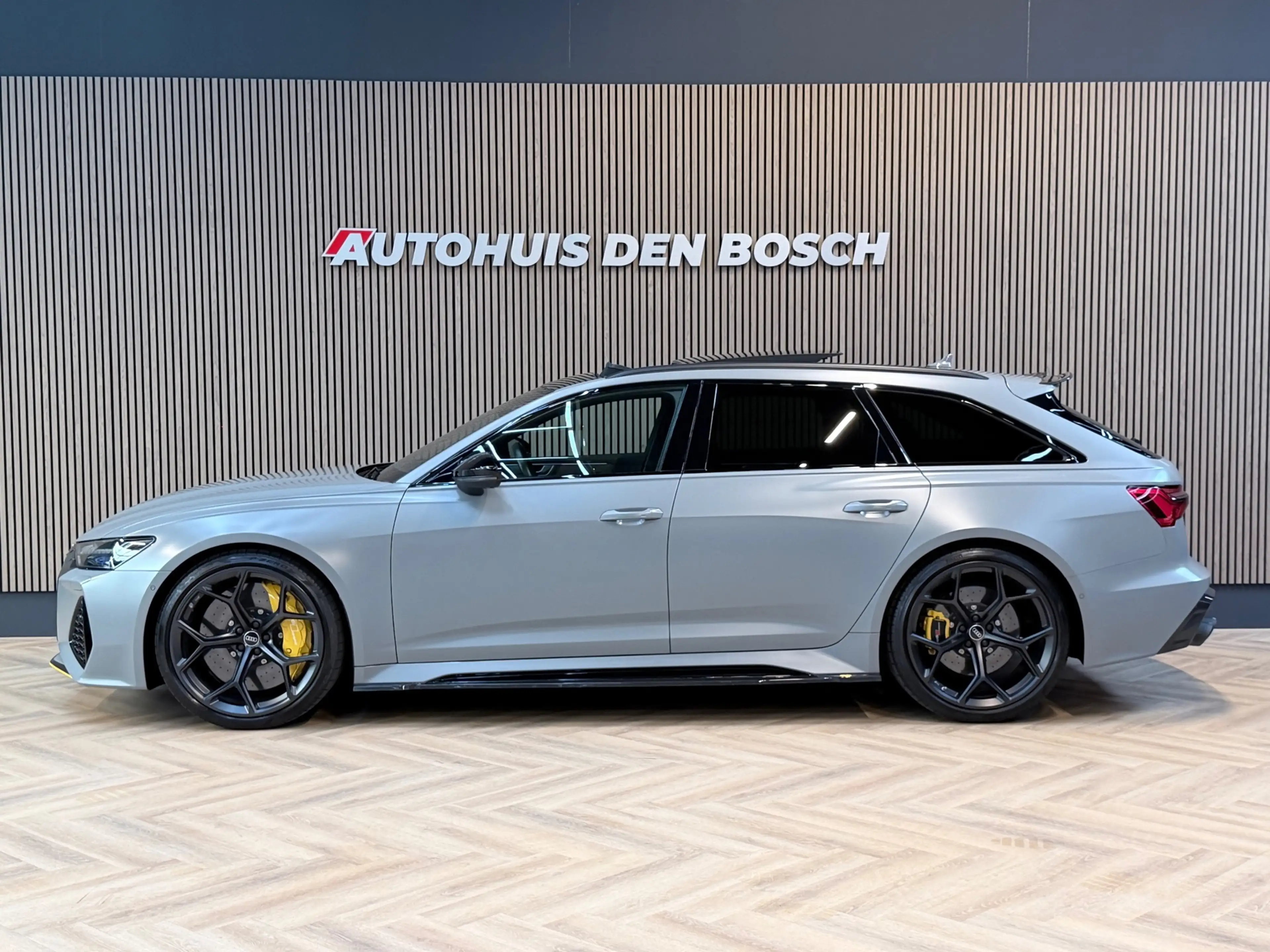 Audi RS6 Avant TFSI Quattro Urban - Keramic - Pano - PPF — photo 3