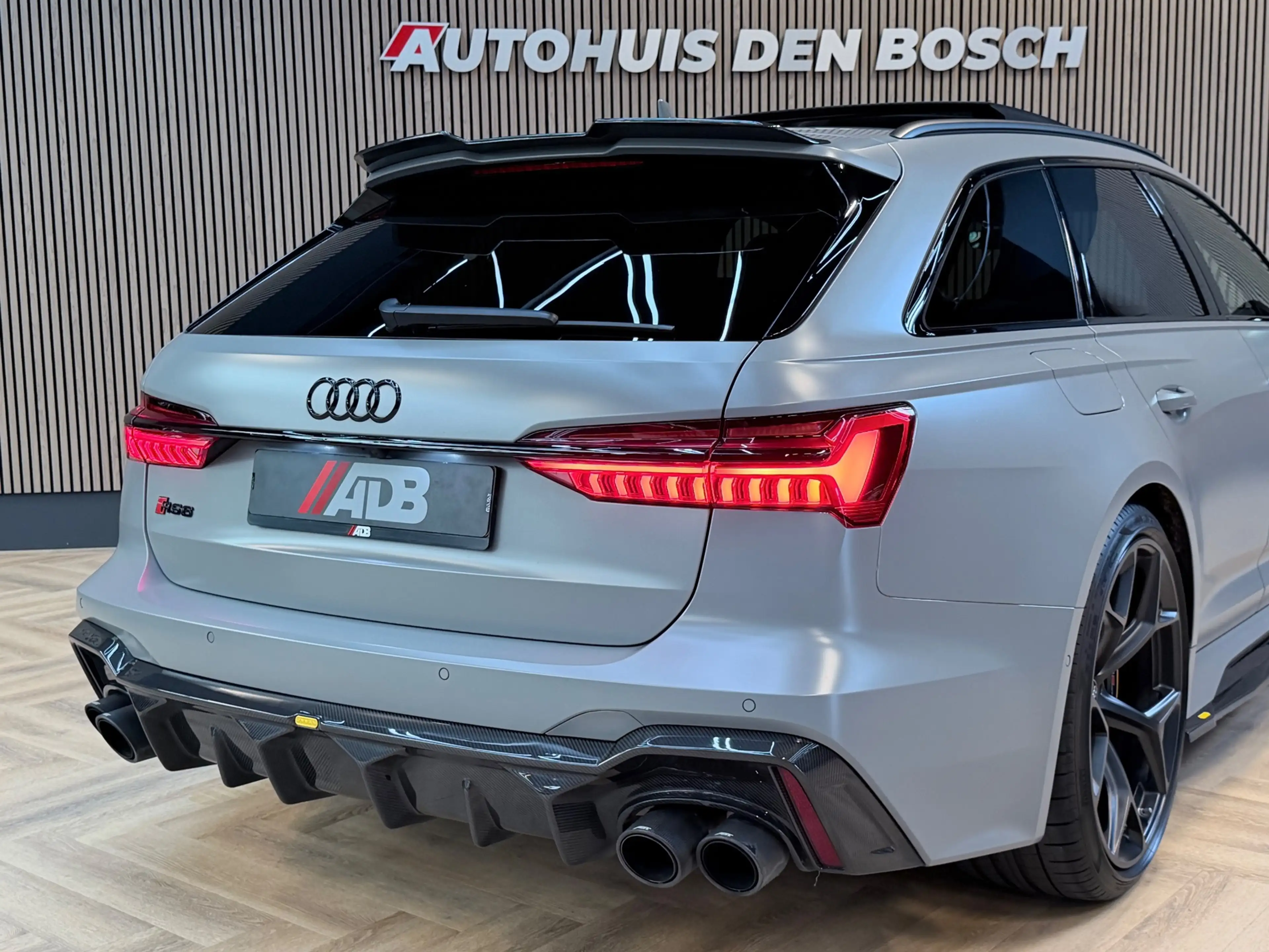 Audi RS6 Avant TFSI Quattro Urban - Keramic - Pano - PPF — photo 24
