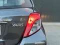 Toyota Yaris 1.4D-4D Active Confortdrive Gris - thumbnail 11