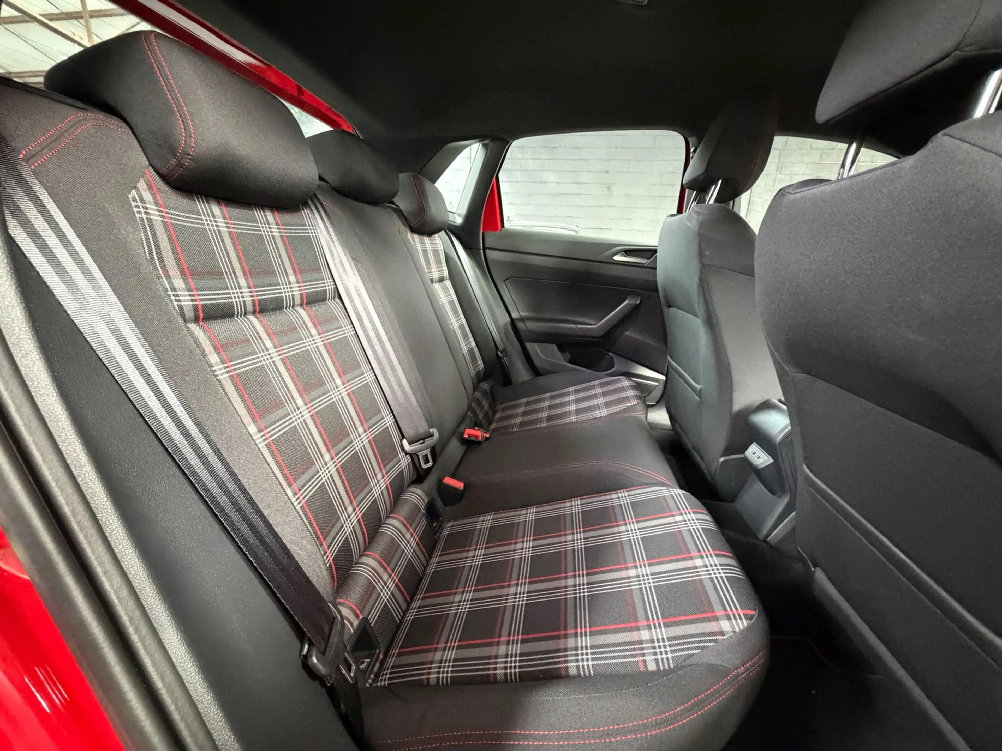 Volkswagen Polo GTI 2.0 TSi DSG * CARPLAY * CAMERA * RADAR AV/AR * — photo 11