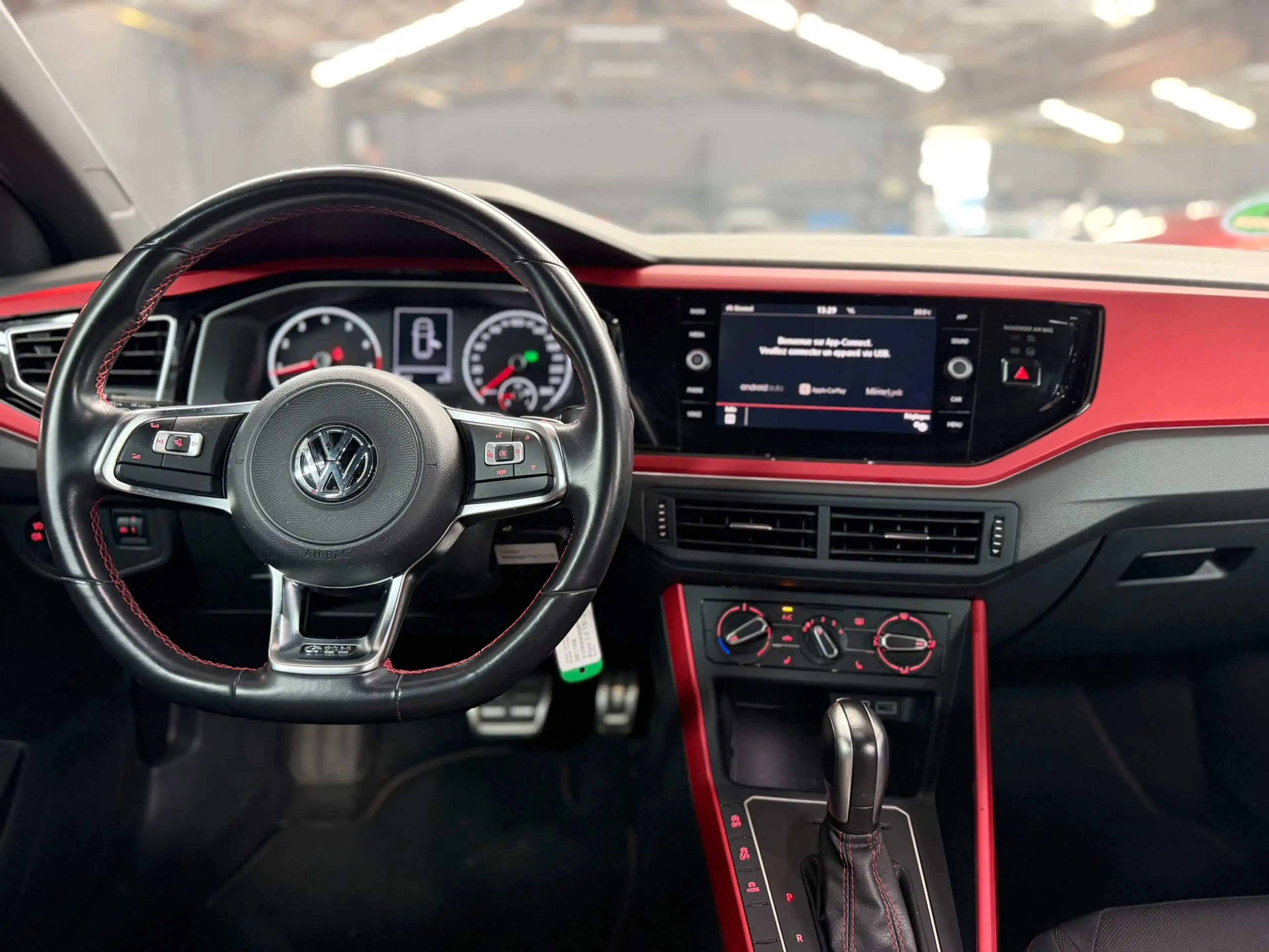 Volkswagen Polo GTI 2.0 TSi DSG * CARPLAY * CAMERA * RADAR AV/AR * — photo 10