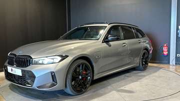 Touring 330e xDrive 292 M Sport