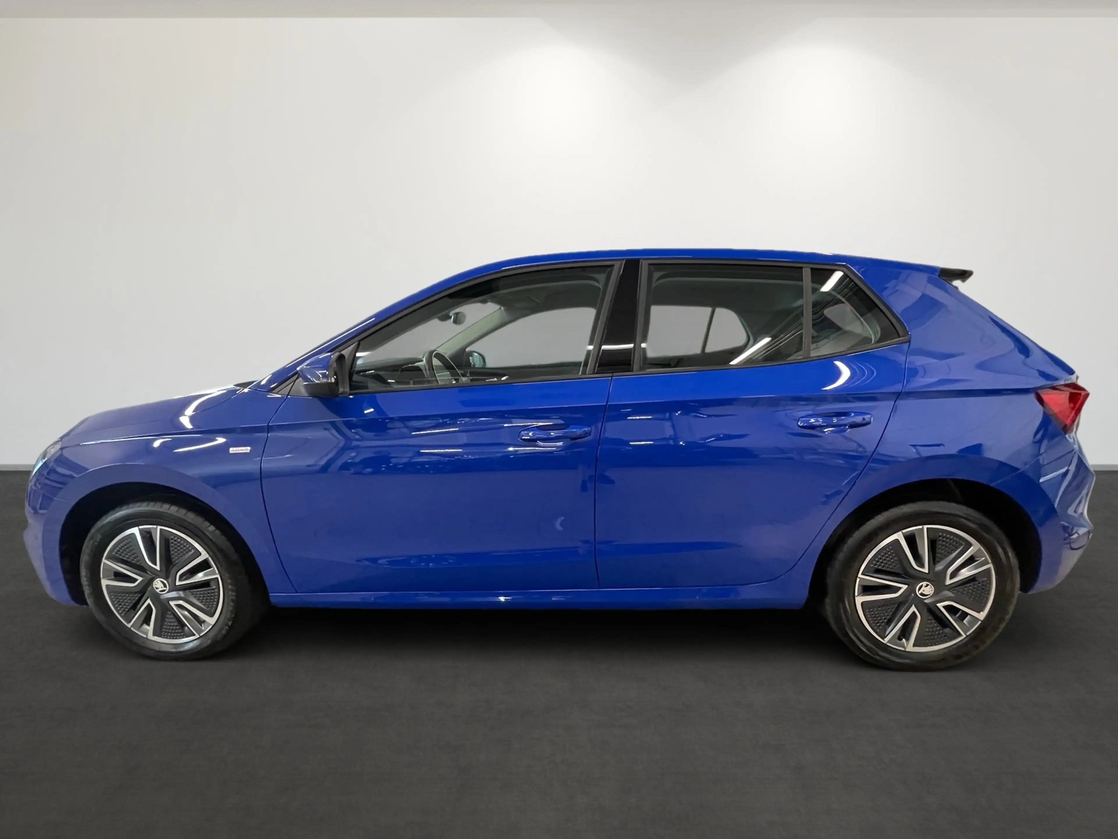 Skoda Fabia 1.0 TSI Tour *AHK*PARKSENSOR*LED* — photo 7