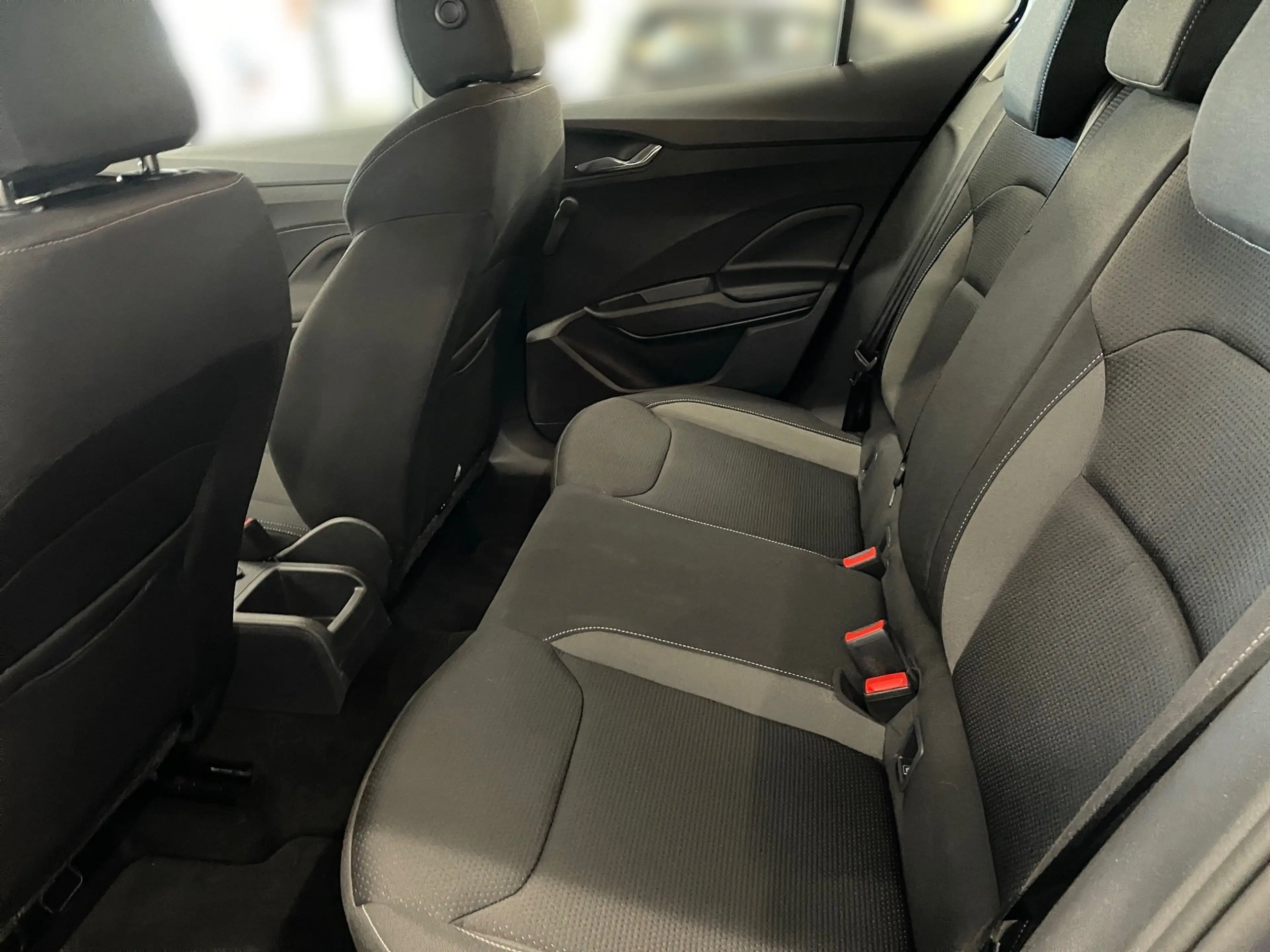 Skoda Fabia 1.0 TSI Tour *AHK*PARKSENSOR*LED* — photo 15