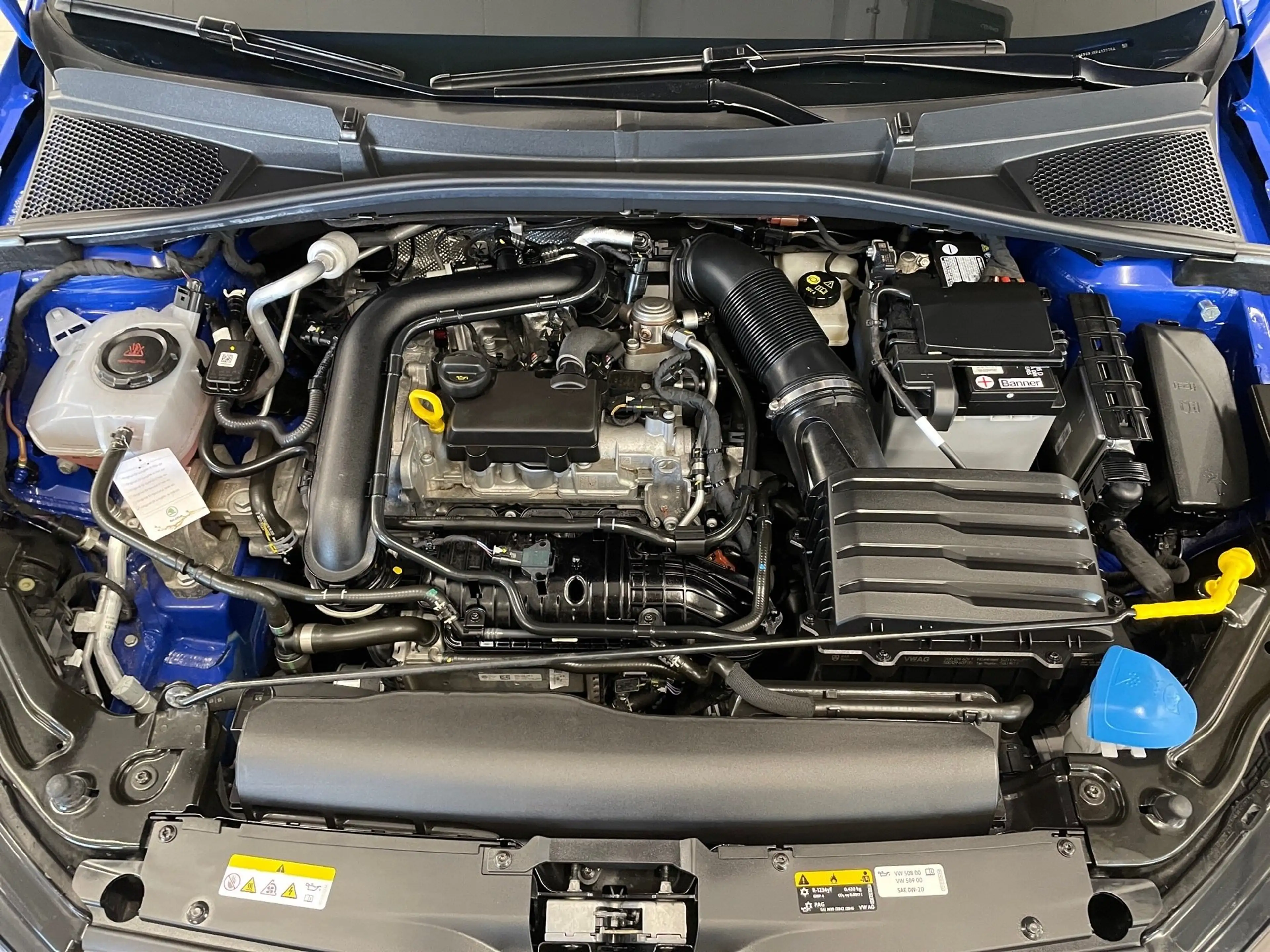 Skoda Fabia 1.0 TSI Tour *AHK*PARKSENSOR*LED* — photo 9