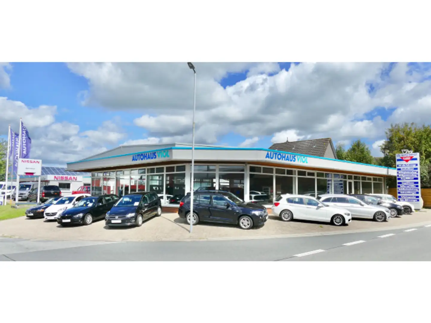 Nissan Qashqai 1.3 DIG-T Acenta -Automatik Schwarz - 2