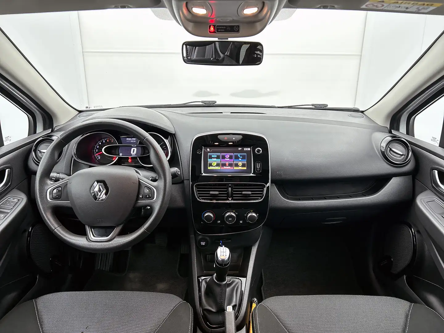 Renault Clio Estate 0.9 TCe 90PK Zen Trekhaak / Airco / Navigat Blanc - 2