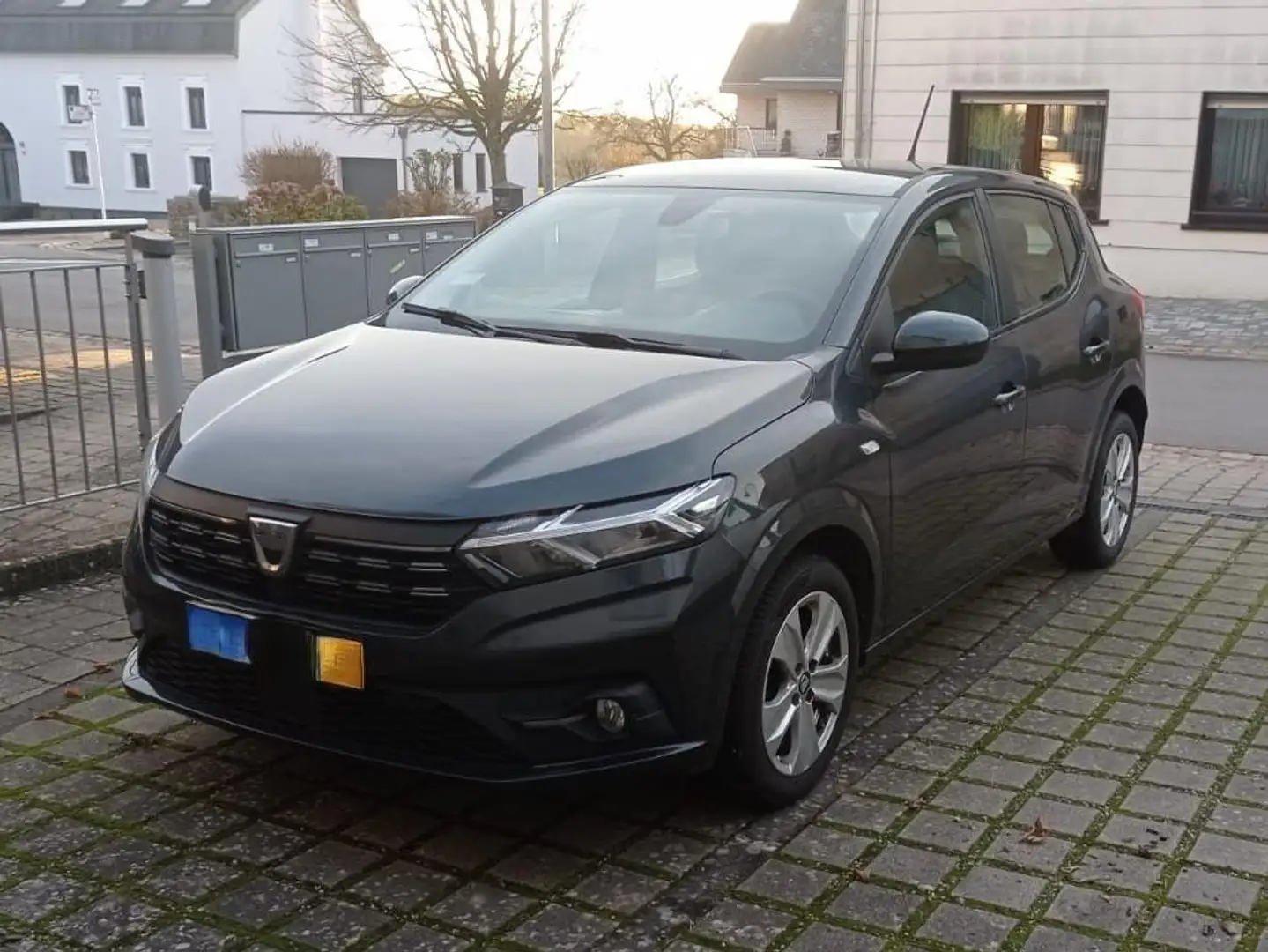 Dacia Sandero Sandero TCe 90 Comfort Gris - 1