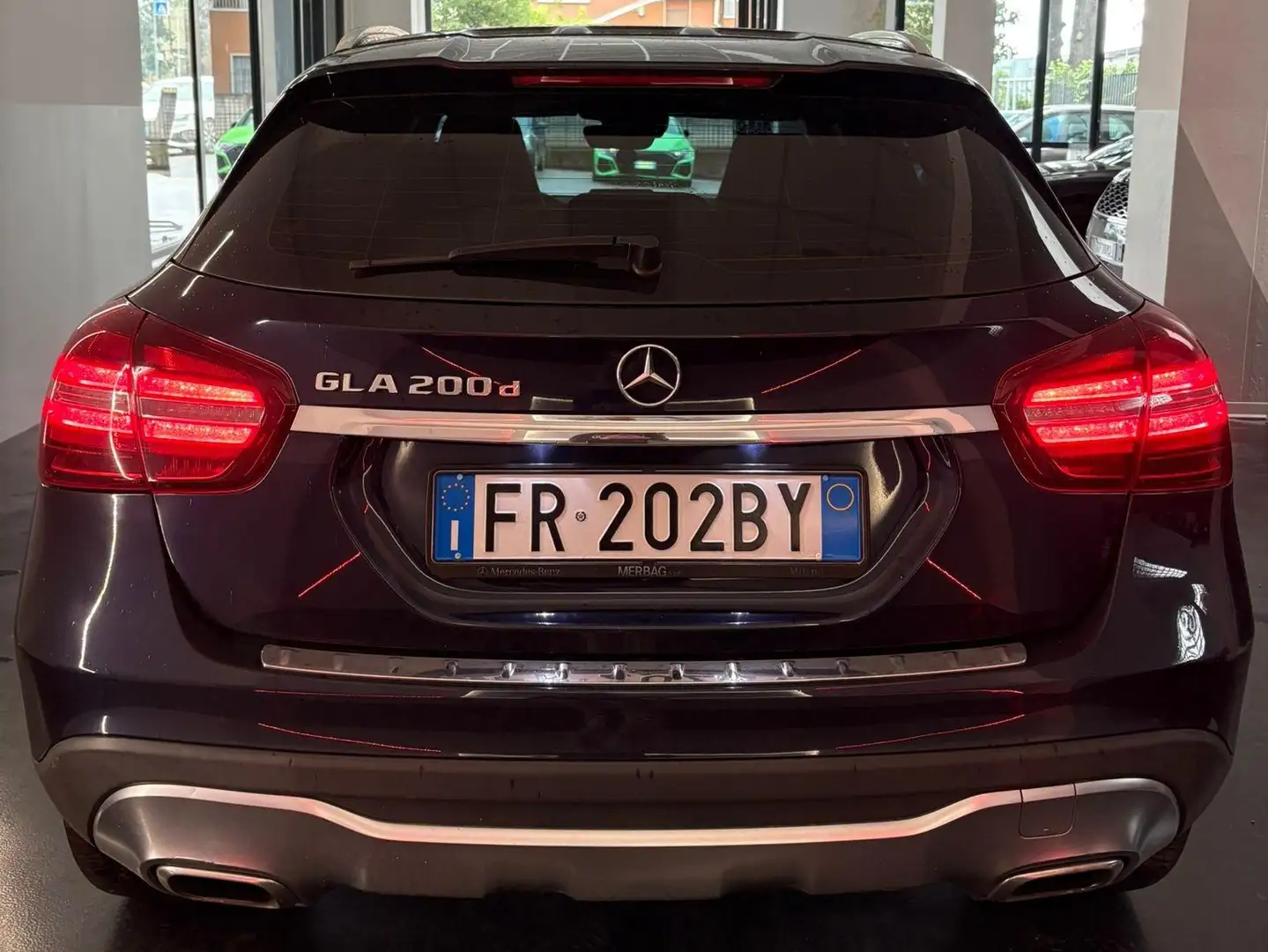 Mercedes-Benz GLA 200 GLA-X156 2017 d Premium auto Blau - 2