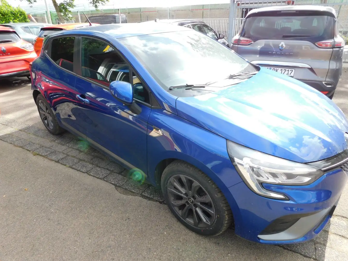Renault Clio V 1.0 TCe 100 Intens  RS - Line Bleu - 2