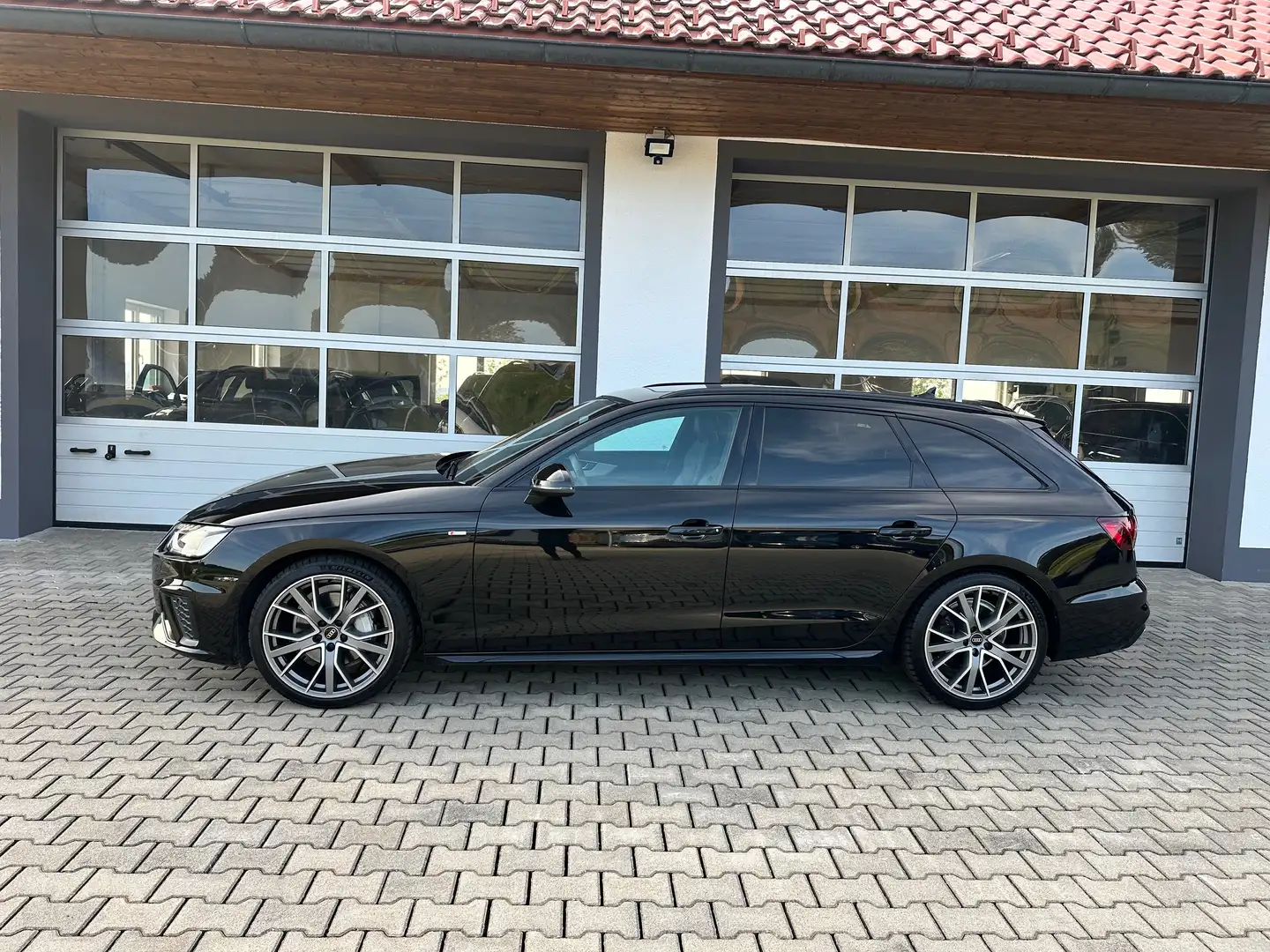 Audi A4 40 TDI S-tronic S-line *MATRIX*PANO*AHV*RFK*DIGITAL*APP* Schwarz - 2