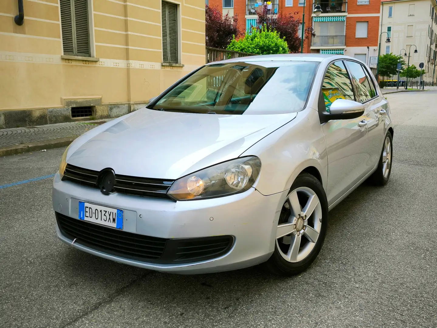 Volkswagen Golf Golf 5p 2.0 tdi Highline Grigio - 1