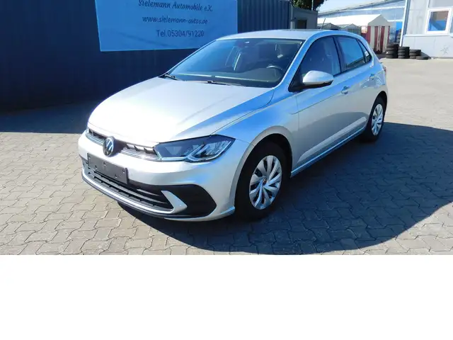 Volkswagen Polo view 5