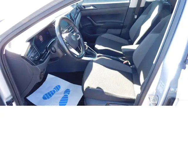 Volkswagen Polo view 11