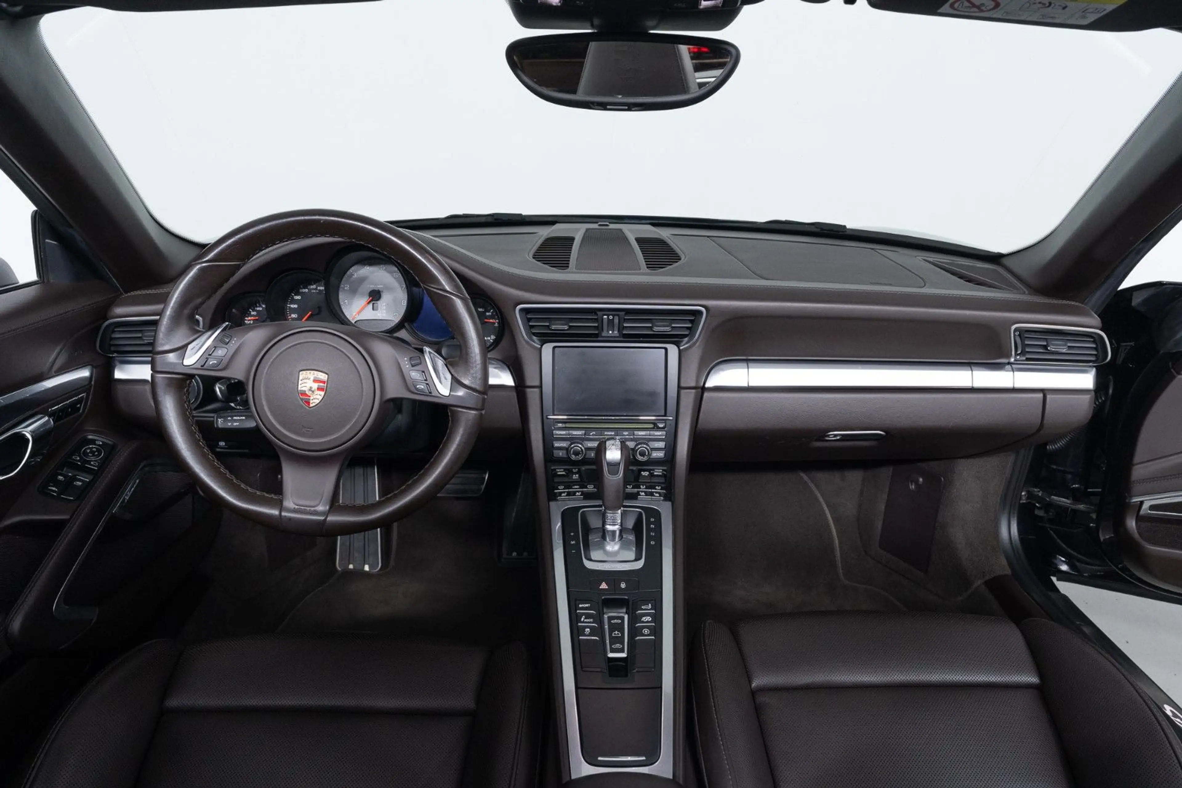 Porsche 911 Carrera 4 S Cabriolet — photo 13
