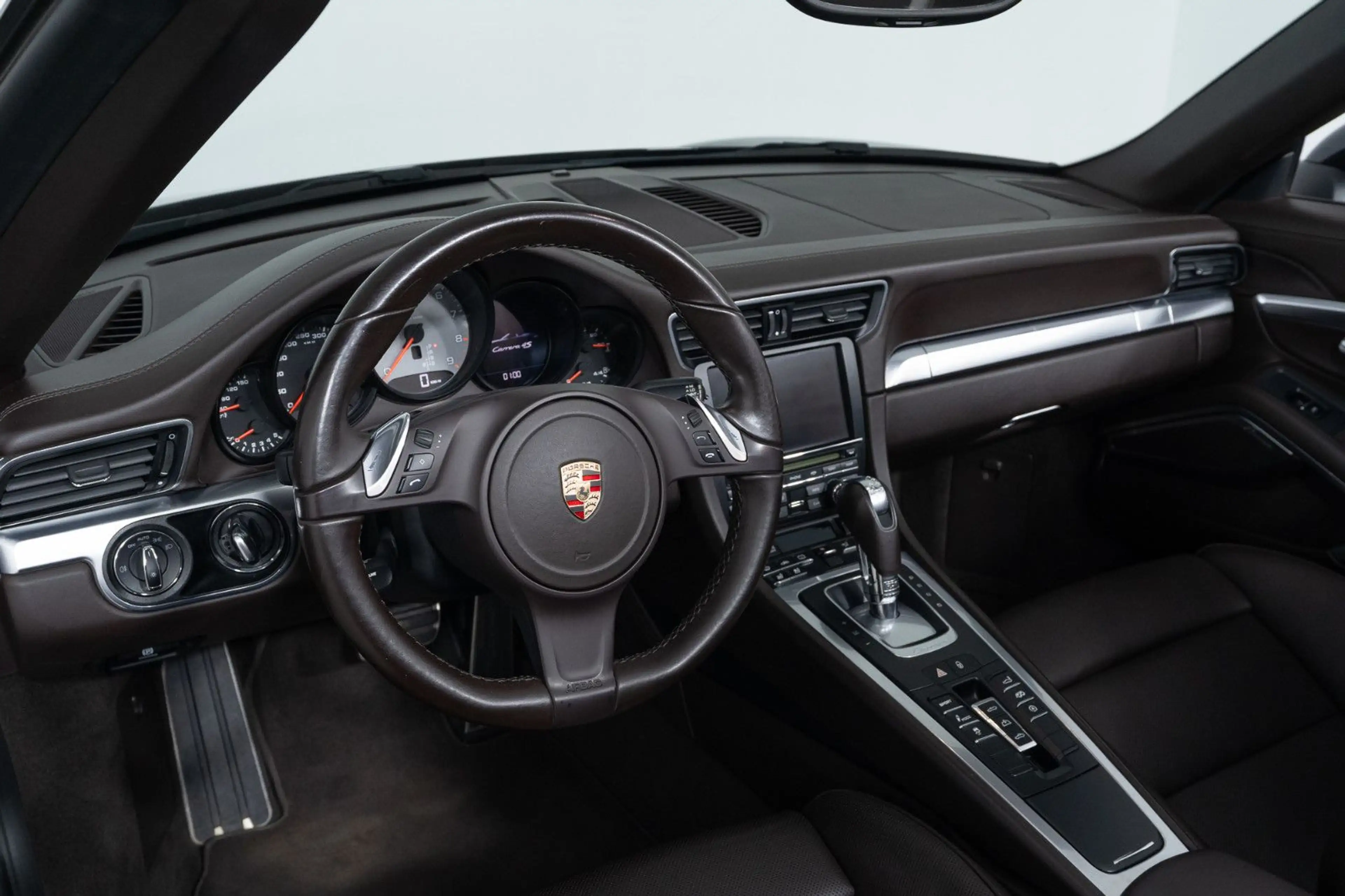 Porsche 911 Carrera 4 S Cabriolet — photo 10
