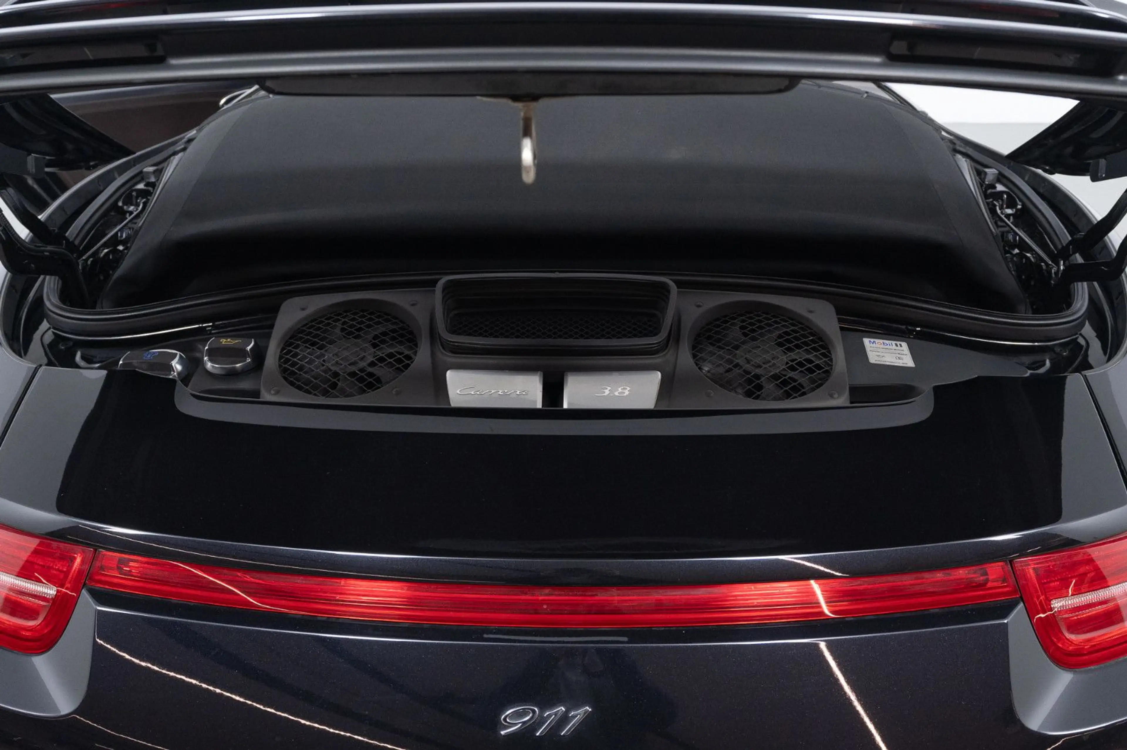 Porsche 911 Carrera 4 S Cabriolet — photo 7