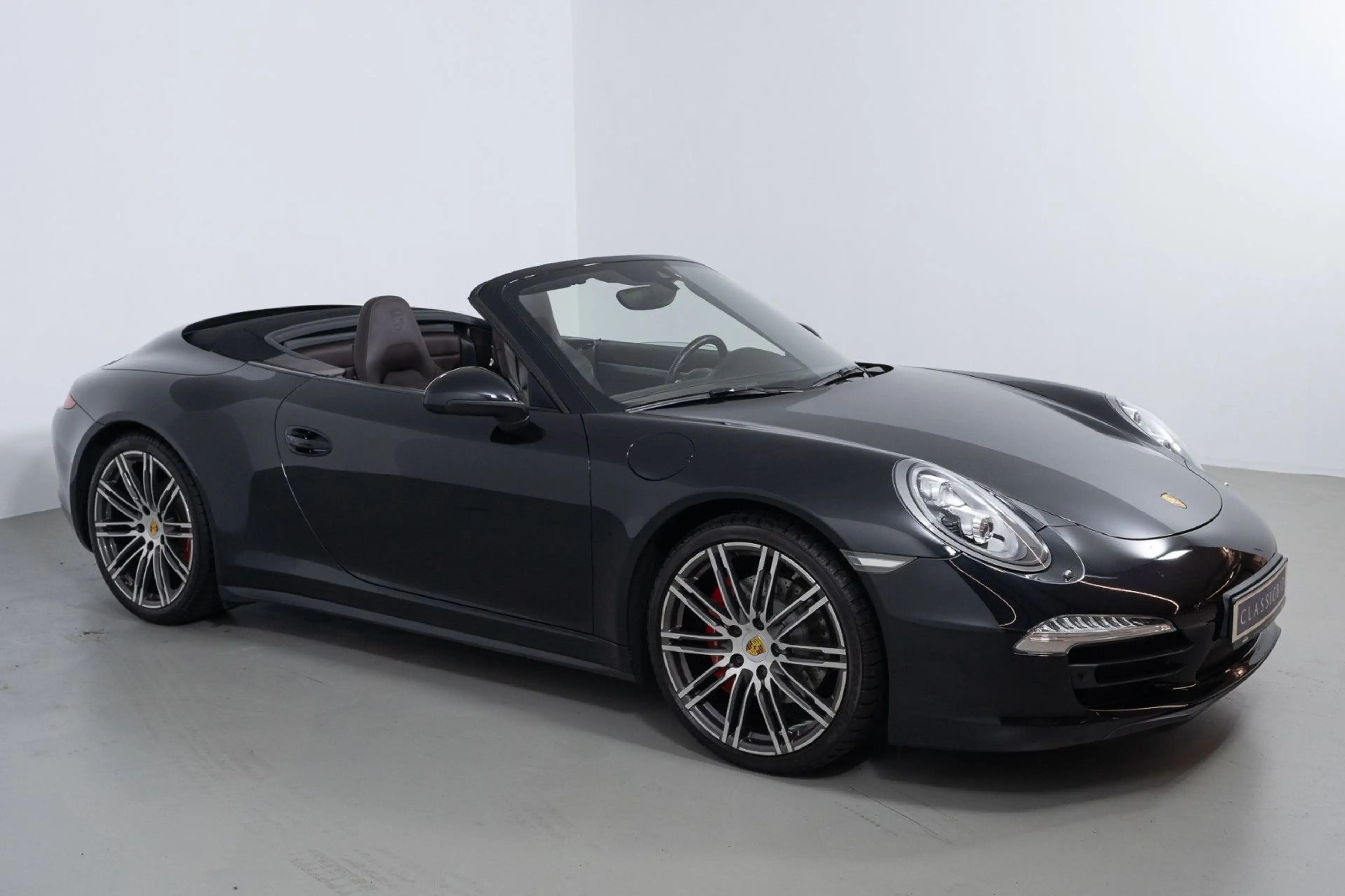 Porsche 911 Carrera 4 S Cabriolet — photo 2