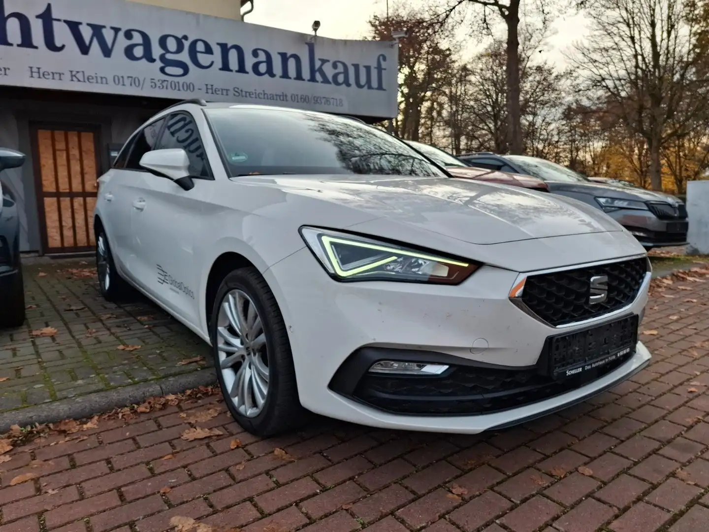 SEAT Leon Sportstourer Style 2.0 TDI *TOP* Blanc - 1