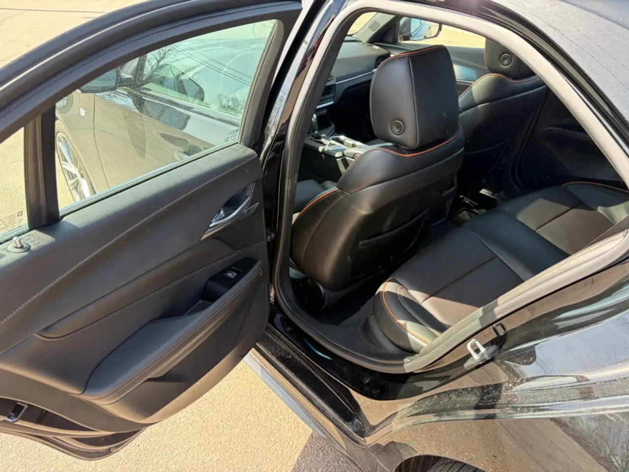 Cadillac CT4 снимка Cadillac CT4