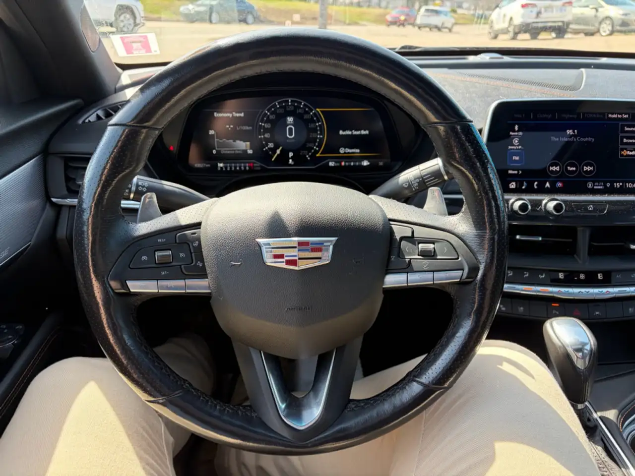 Cadillac CT4 снимка Cadillac CT4