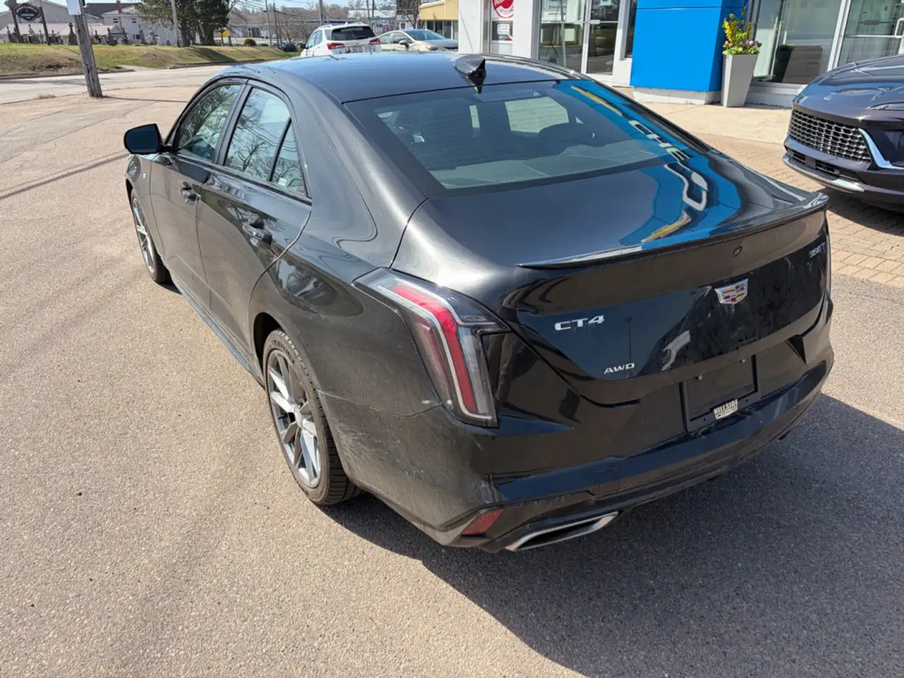 Cadillac CT4 снимка Cadillac CT4