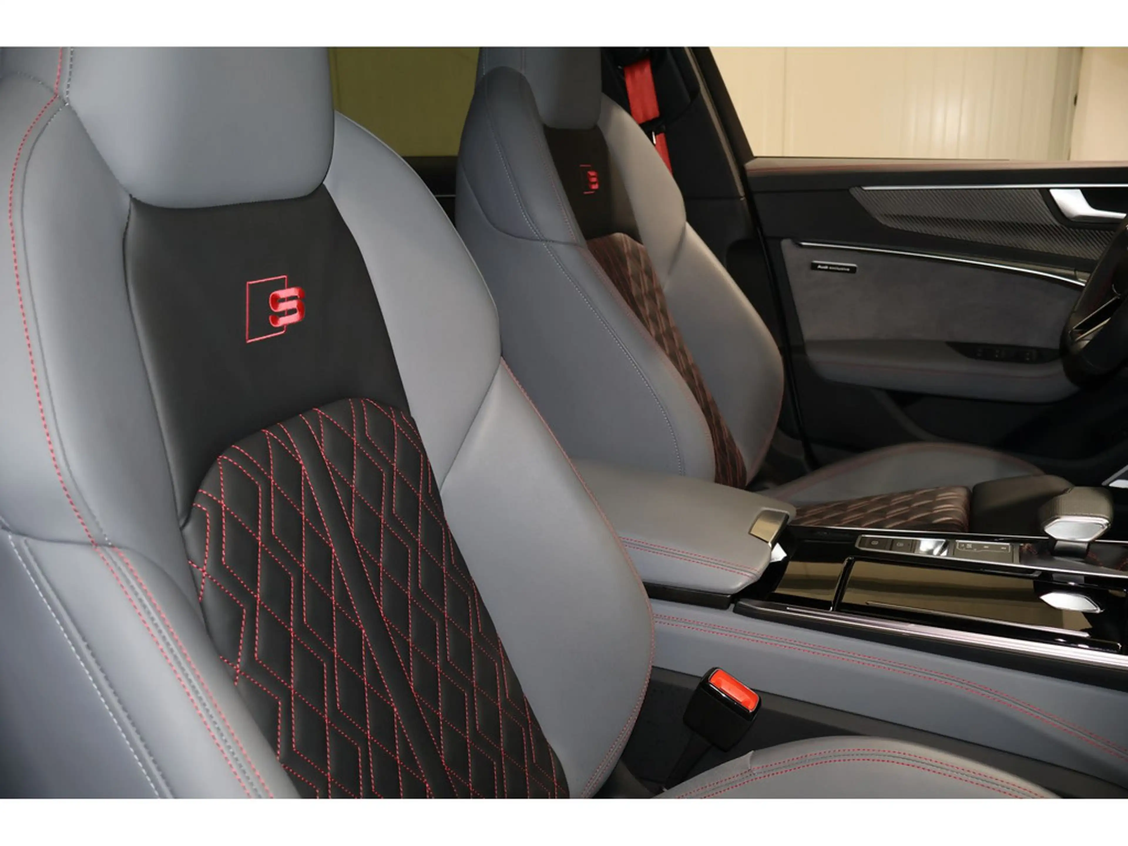Audi S6 Avant 3.0 TDI quattro B&O*Pano*Matrix — photo 9