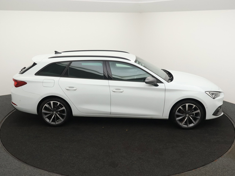 SEAT Leon Leon ST 1.5TSI FR EDITION *NAVI*VIRYUAL COCKPIT*KEYLESS GO*ACC*PDC*...* — photo 7