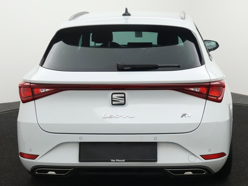 SEAT Leon Leon ST 1.5TSI FR EDITION *NAVI*VIRYUAL COCKPIT*KEYLESS GO*ACC*PDC*...* — photo 4