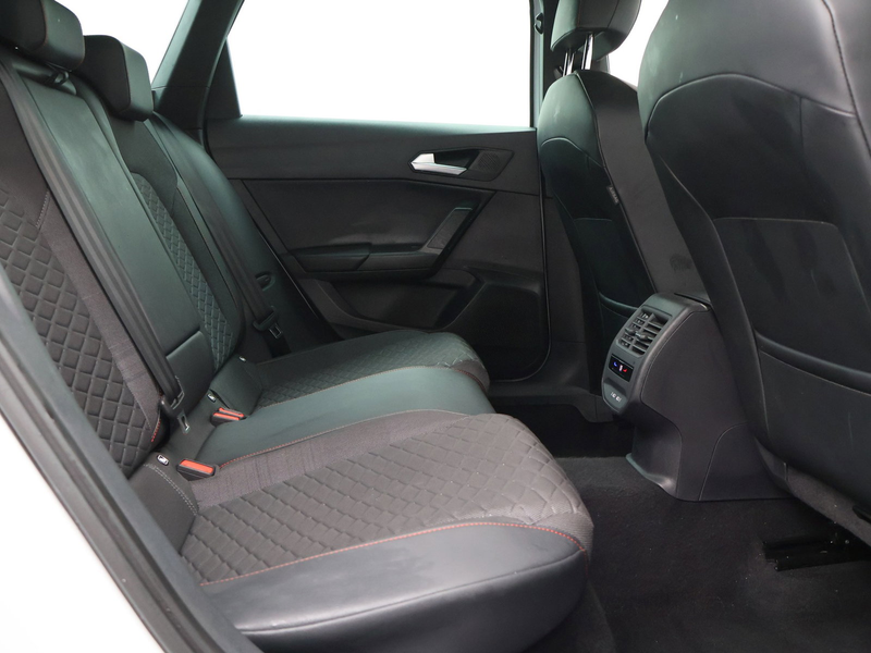 SEAT Leon Leon ST 1.5TSI FR EDITION *NAVI*VIRYUAL COCKPIT*KEYLESS GO*ACC*PDC*...* — photo 11
