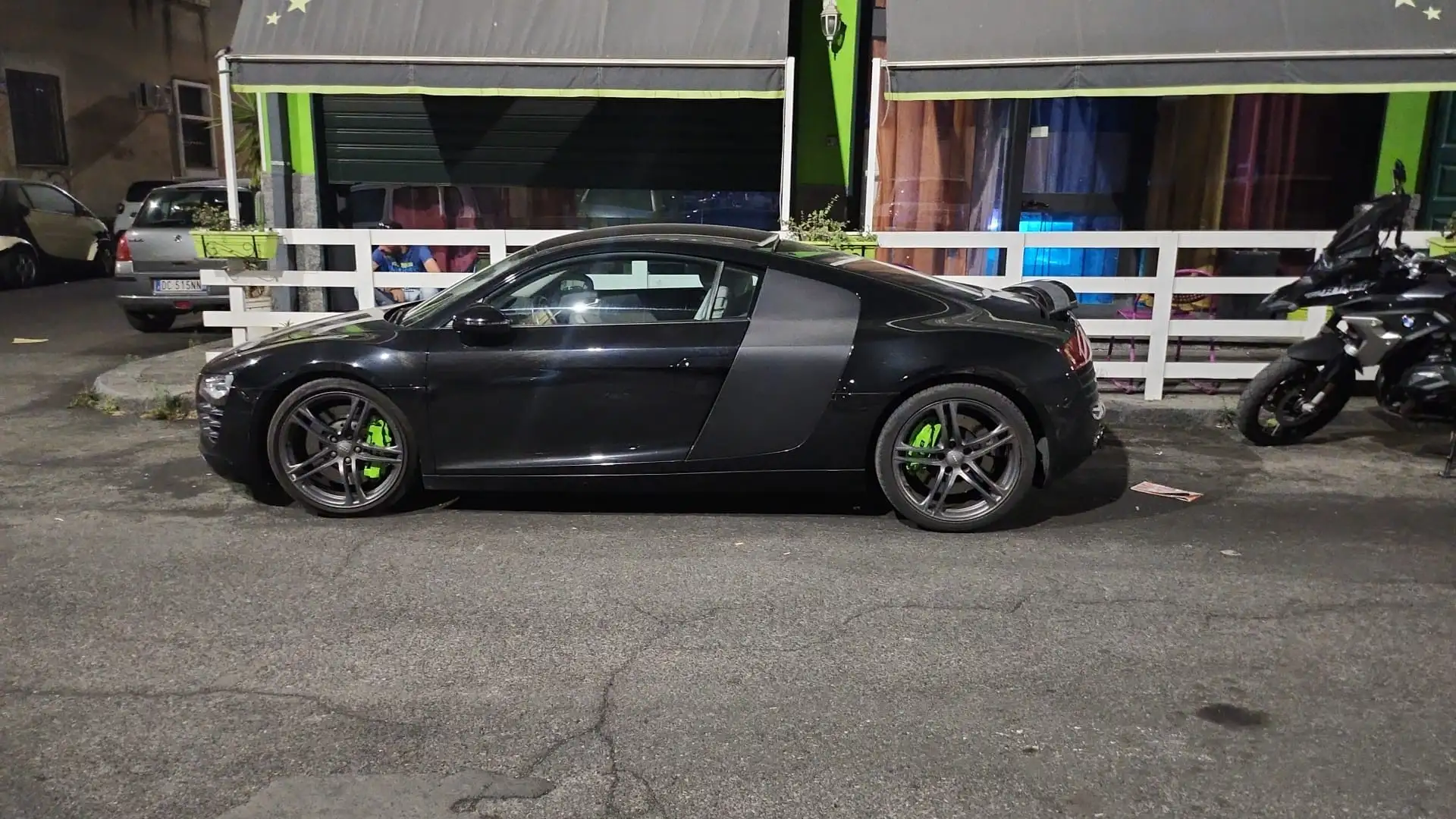 Audi R8 Coupe 4.2 V8 quattro r-tronic - 2