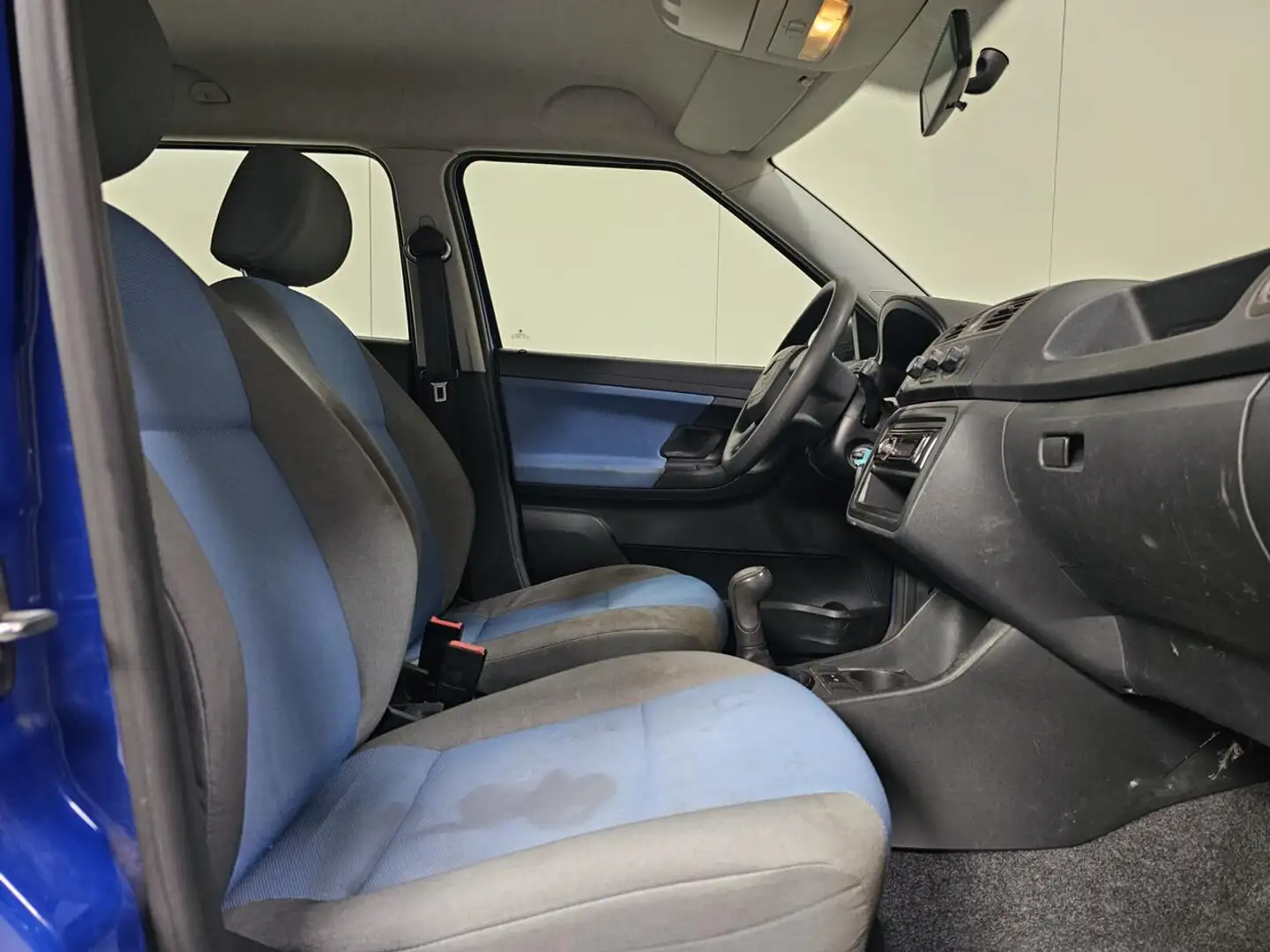 Skoda Fabia 1.2 Benzine - GPS - Radio/CD- Goede Staat Bleu - 2