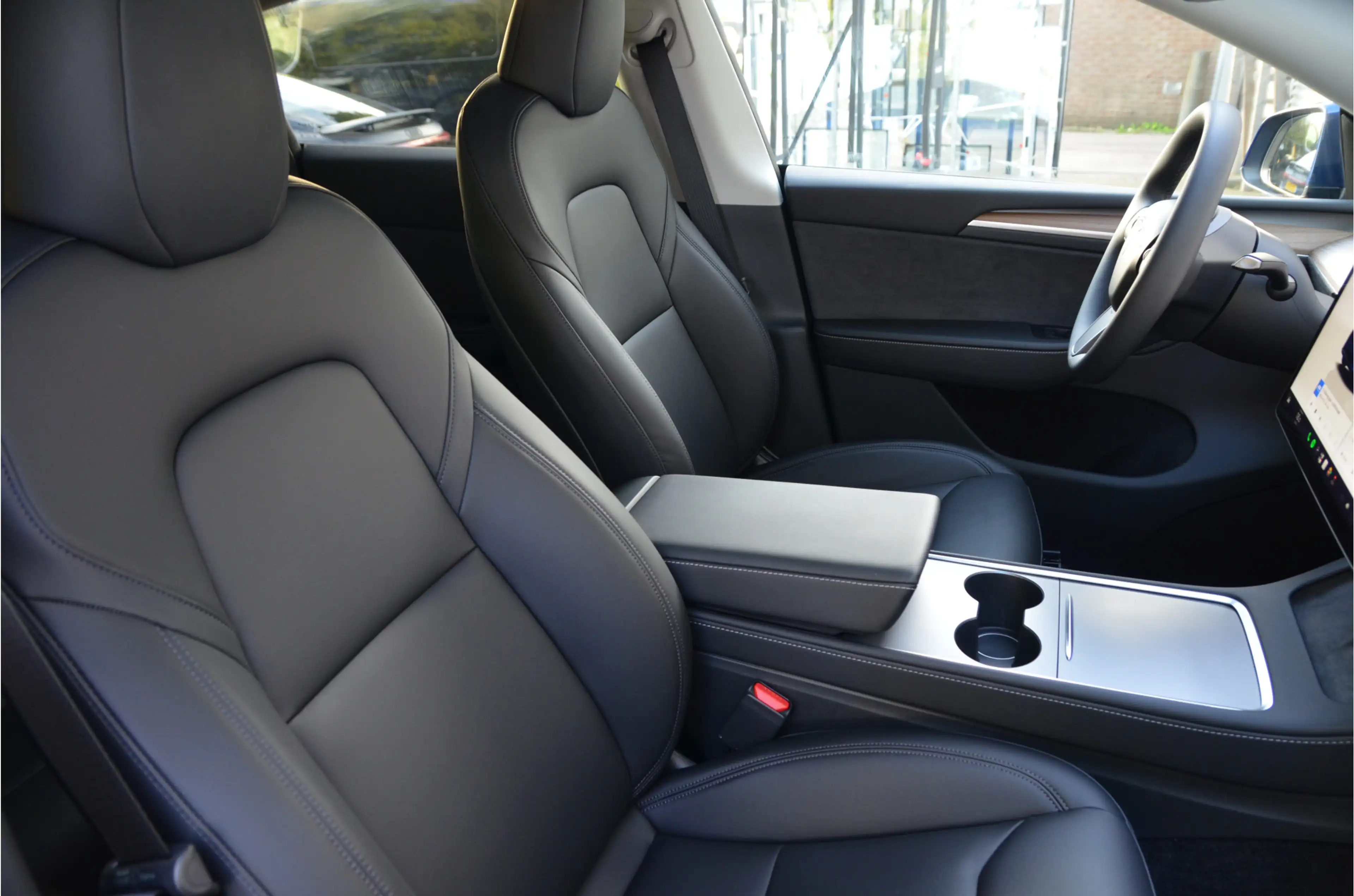 Tesla Model Y Long Range AWD 75 kWh Trekhaak (1.600kg), AutoPilo — photo 3