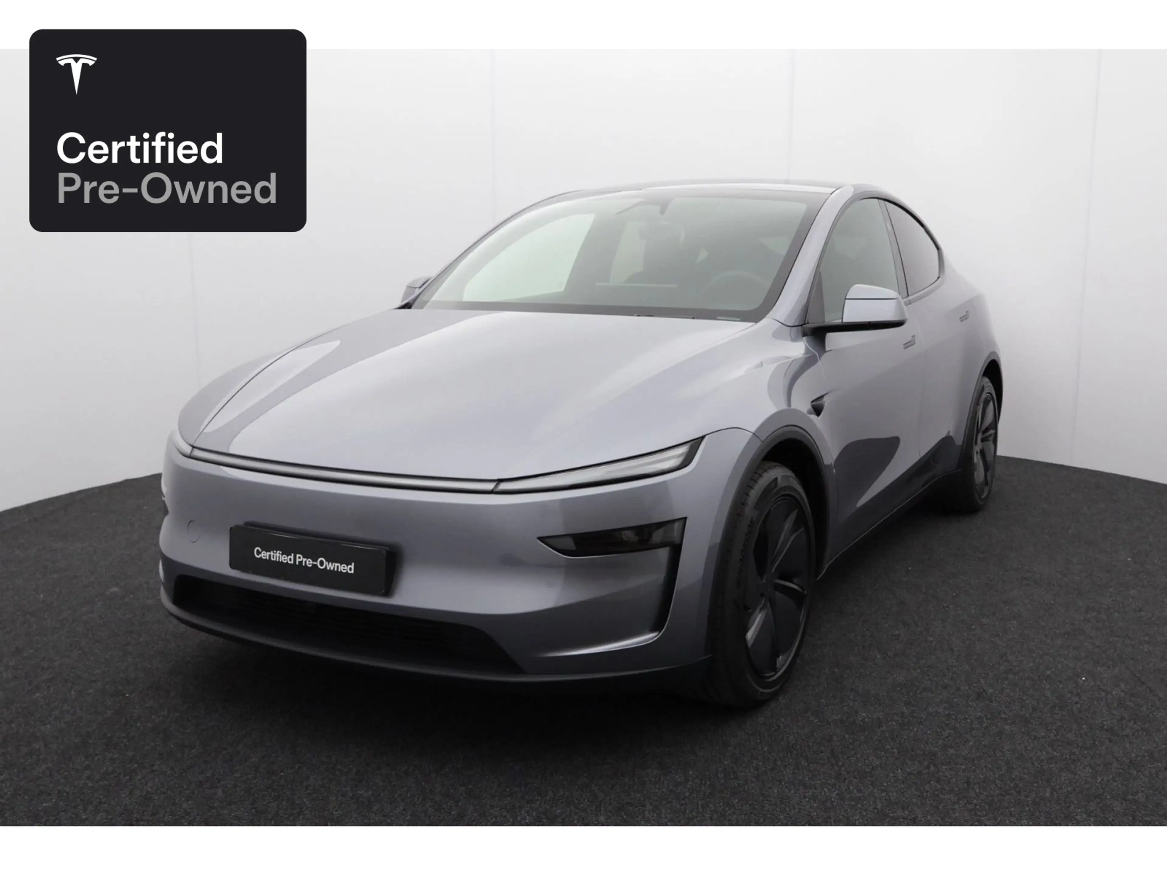 Tesla Model Y Long Range AWD "Certified Pre-Owned" — photo 2