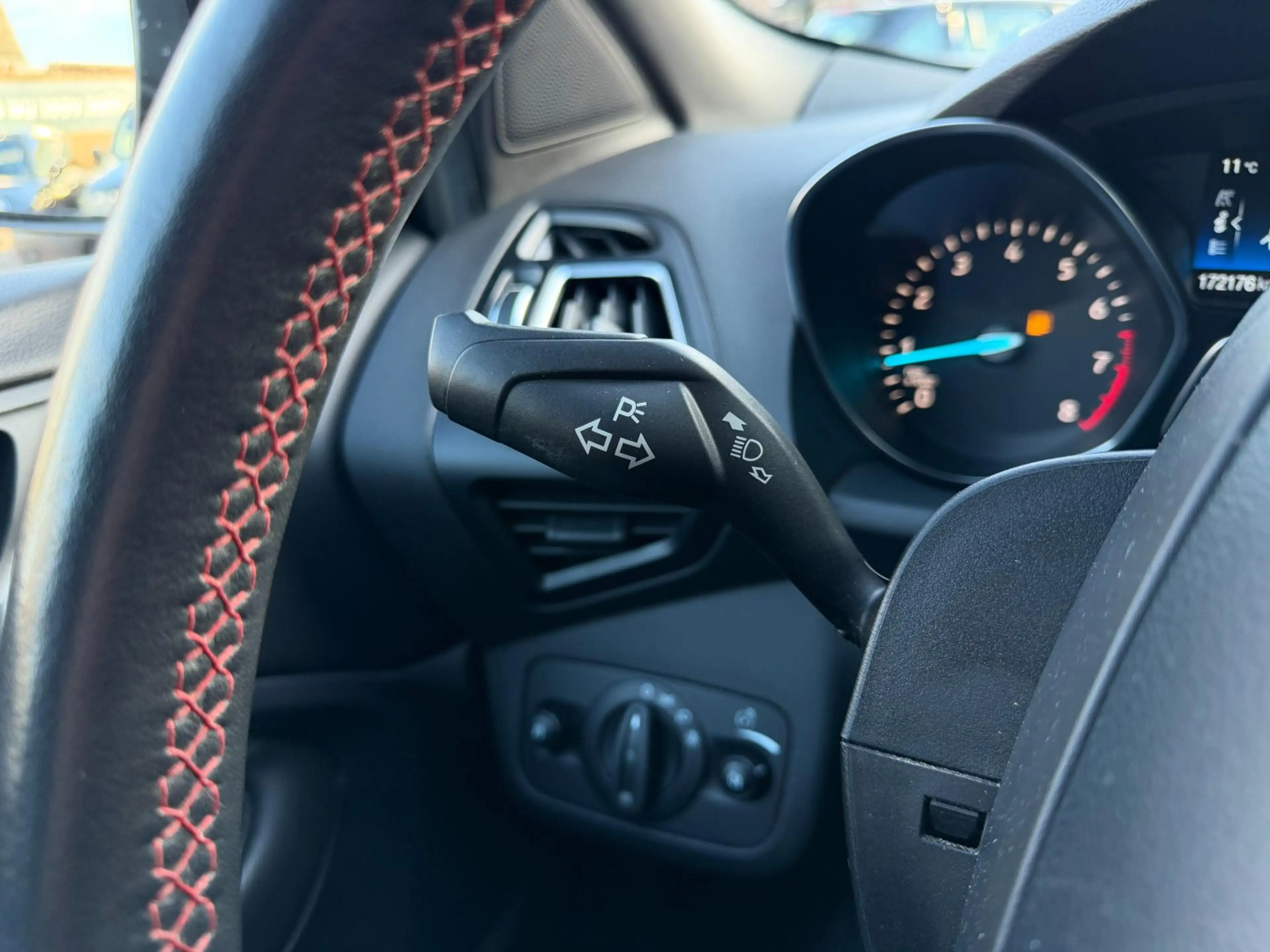 Ford Kuga 1.5 EcoBoost Vignale — photo 16