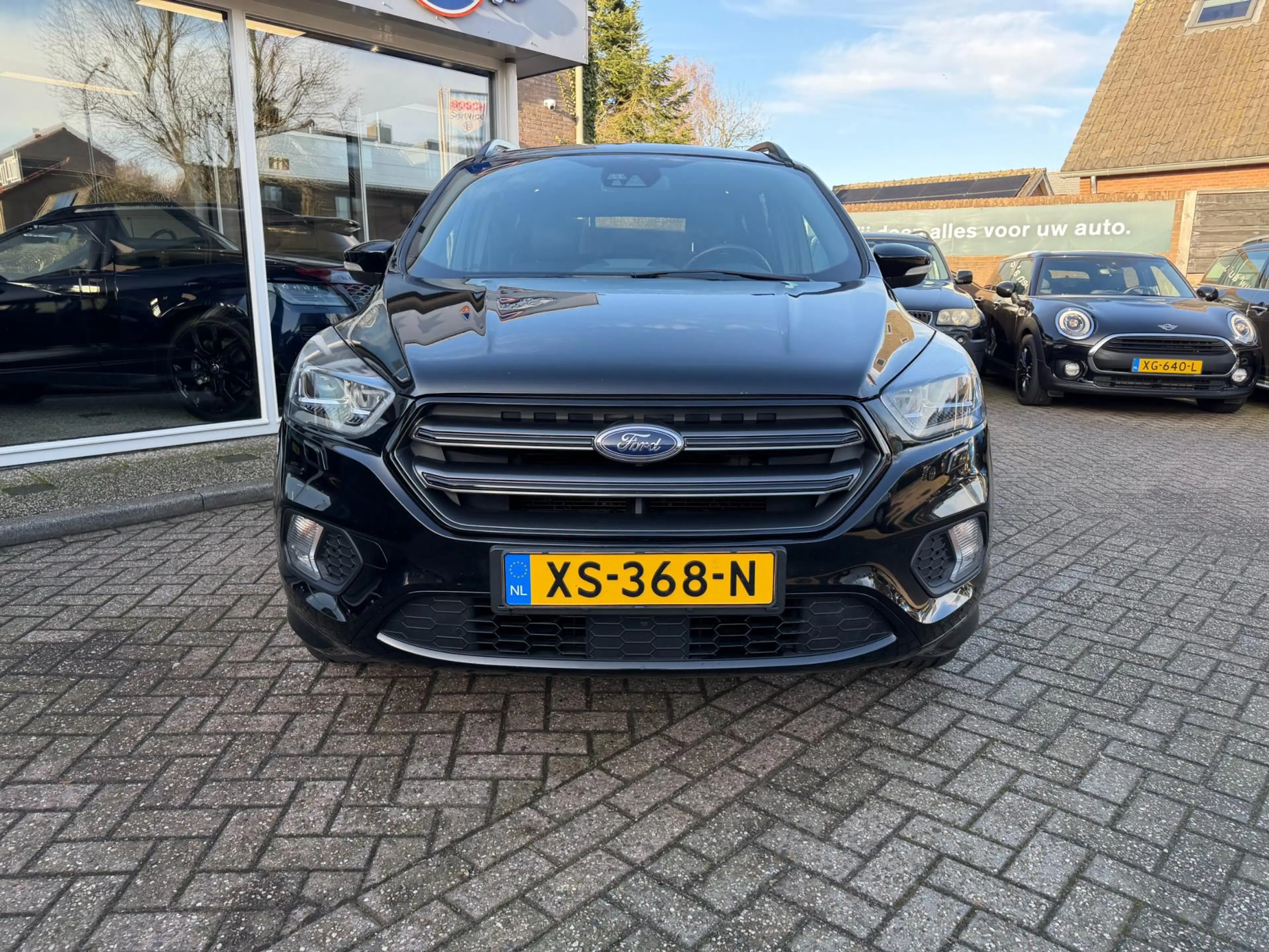 Ford Kuga 1.5 EcoBoost Vignale — photo 3