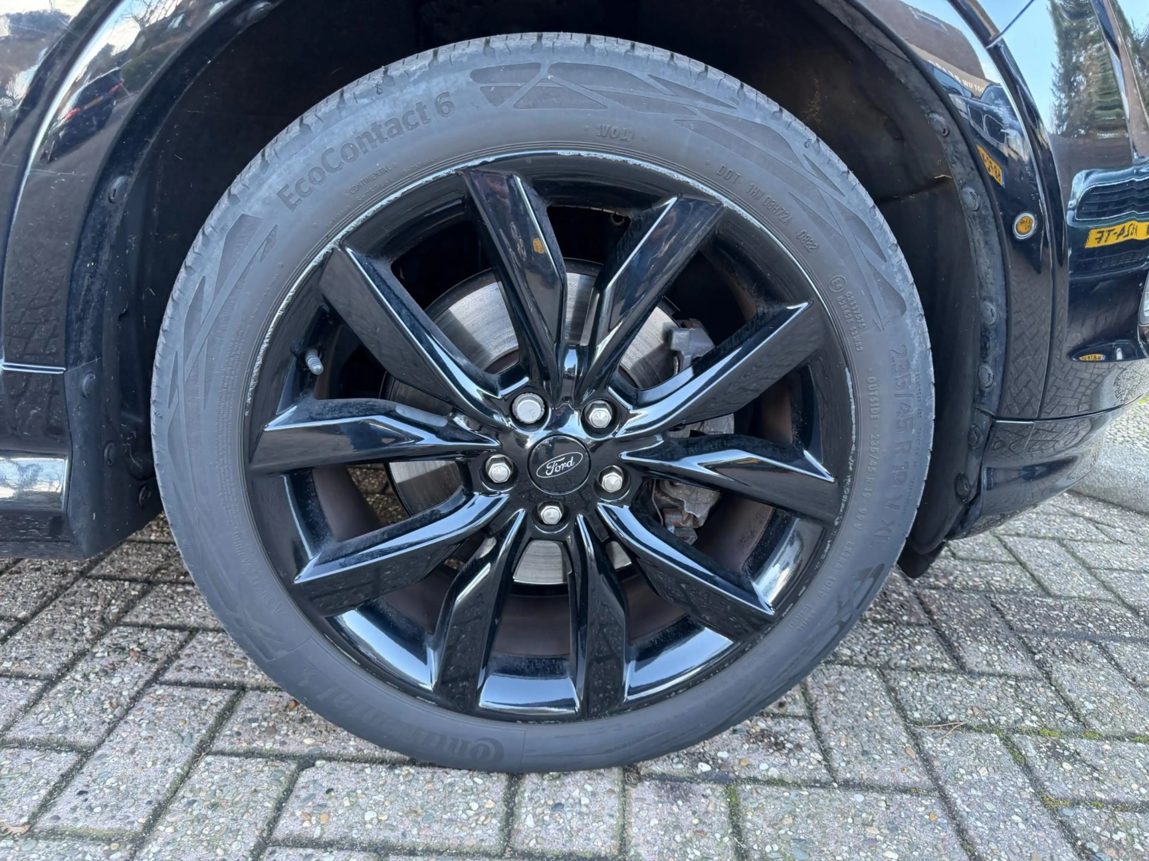 Ford Kuga 1.5 EcoBoost Vignale — photo 38