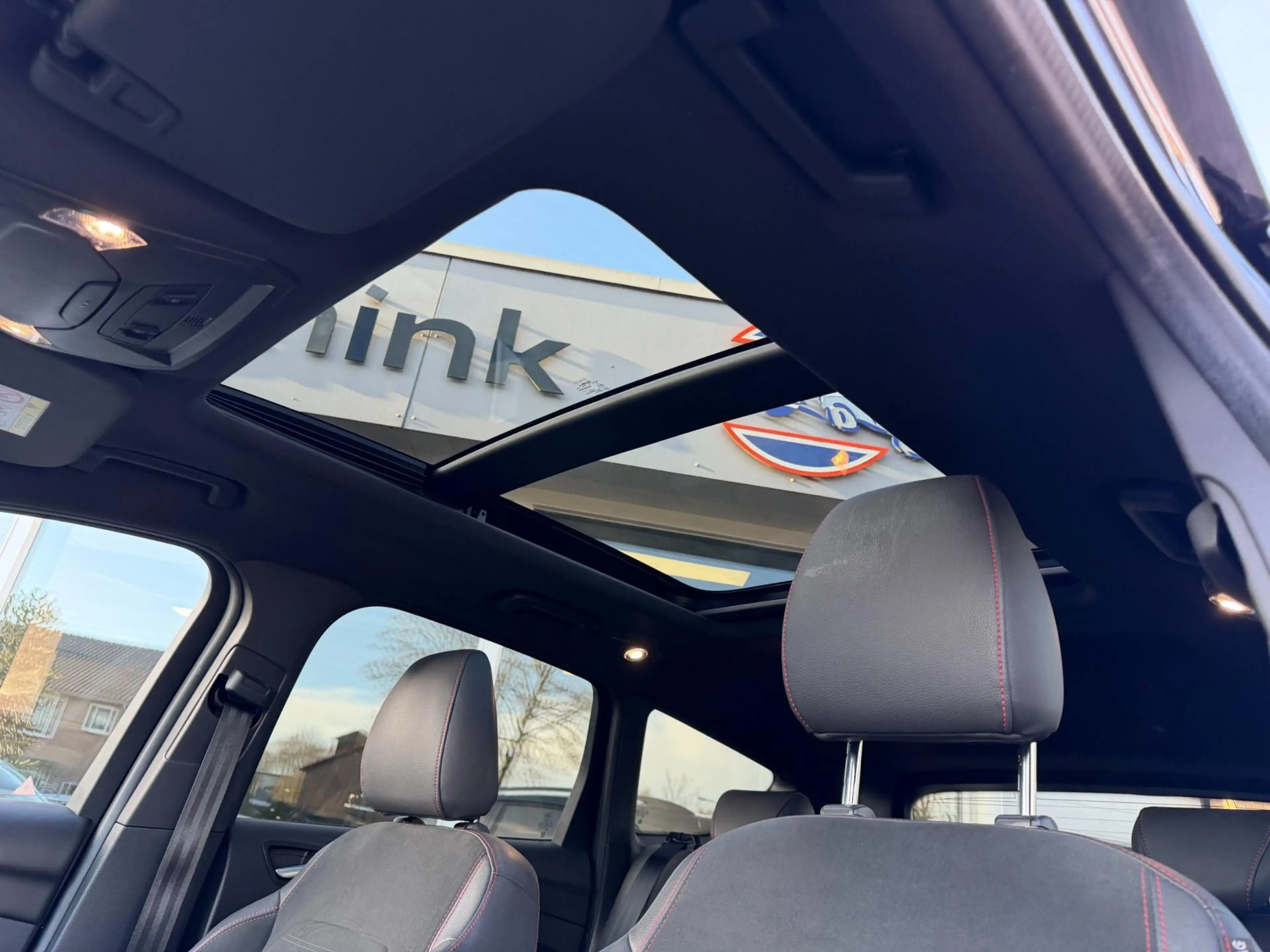 Ford Kuga 1.5 EcoBoost Vignale — photo 8