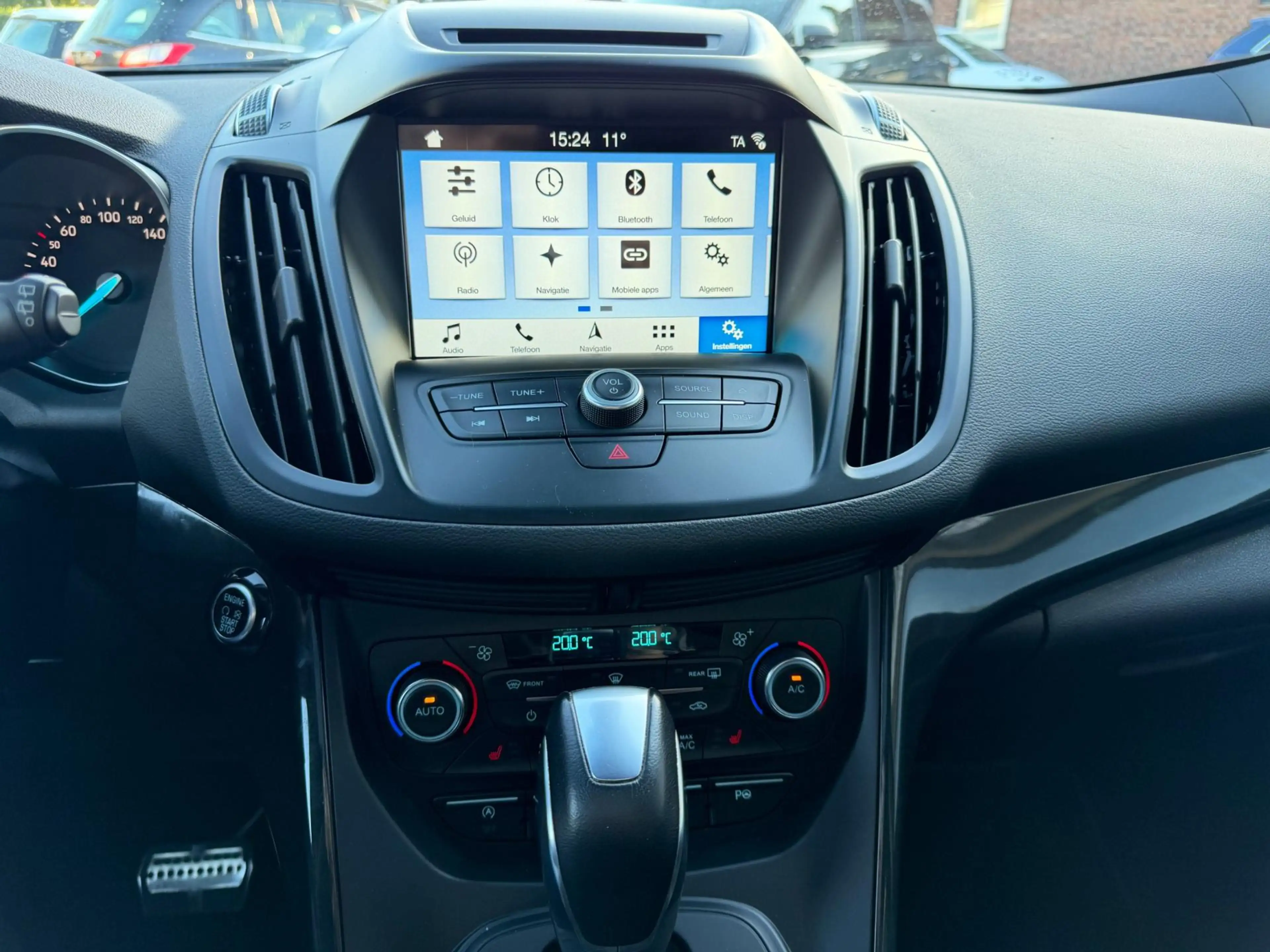 Ford Kuga 1.5 EcoBoost Vignale — photo 20
