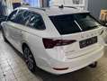 Skoda Octavia Combi 2.0 TDI DSG TOUR +AHK +PANO +LED +CARPLAY + Weiß - thumbnail 5
