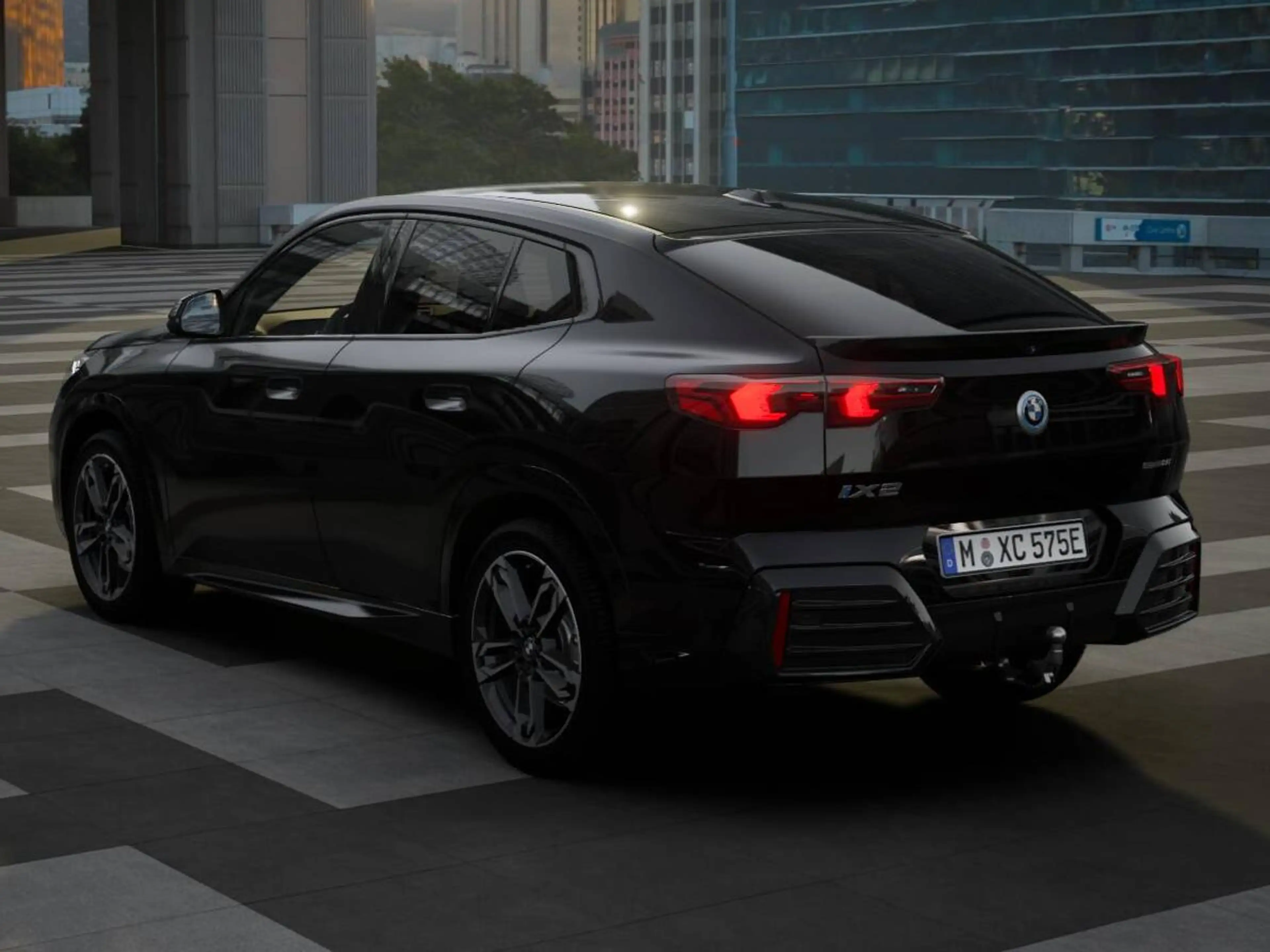 BMW iX2 eDrive20 M Edition — photo 2